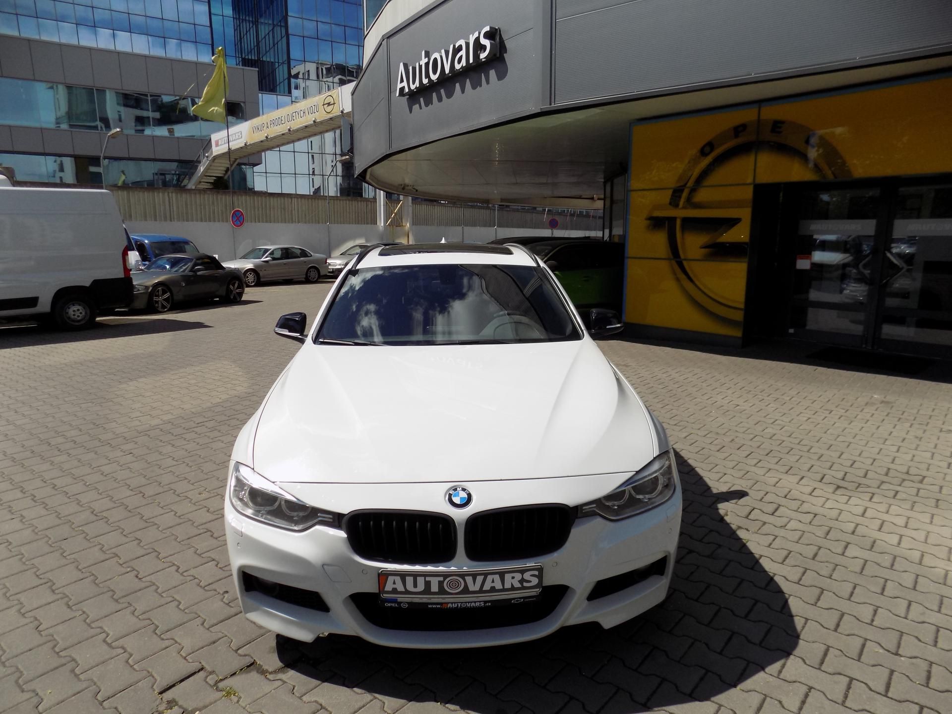 BMW Řada 3, 320 D 135 KW - fotka 2