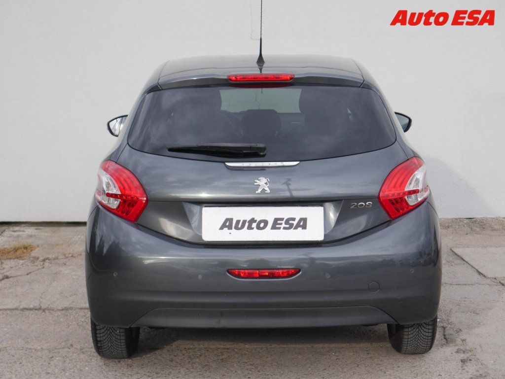 Peugeot 208, 1.2 VTi - fotka 5