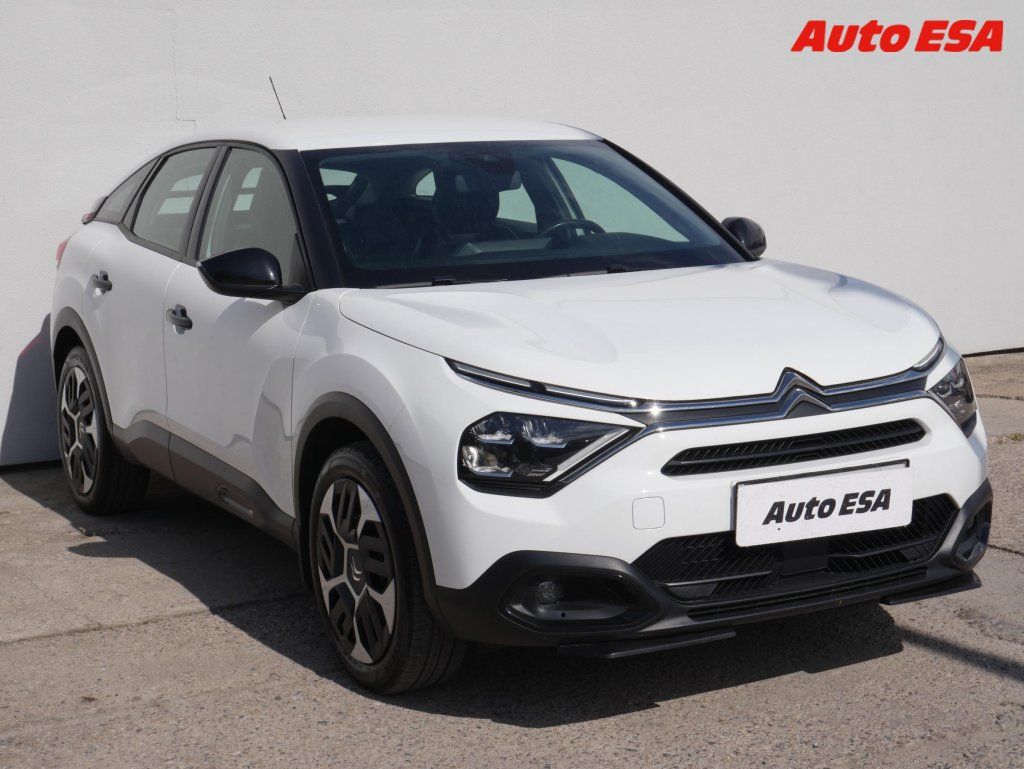 Citroën C4, 1.2,ČR,servis.kniha,LED