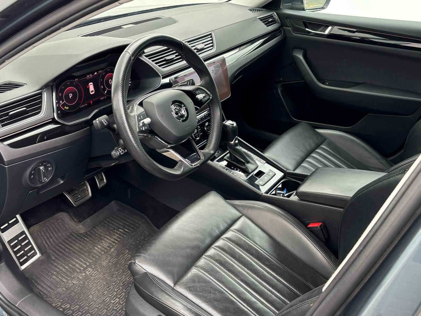 Škoda Superb, 2.0 TDI / 140 kW - fotka 6