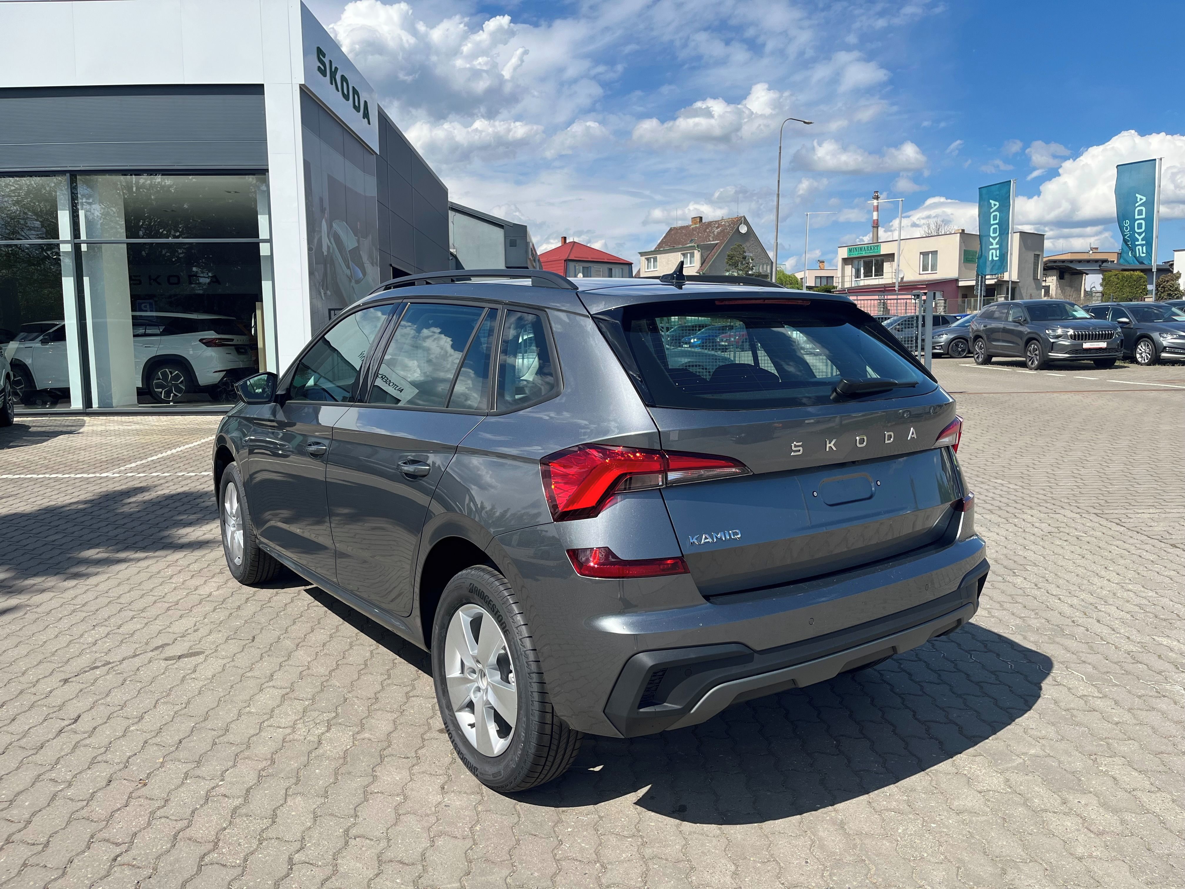 Škoda Kamiq, 1,0 TSI 85 kW MAN. 130 let - fotka 3