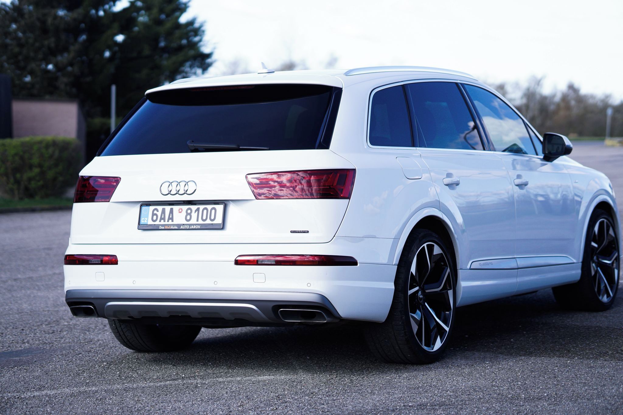 Audi Q7, Audi Q7 3.0 Tdi S-line - fotka 2