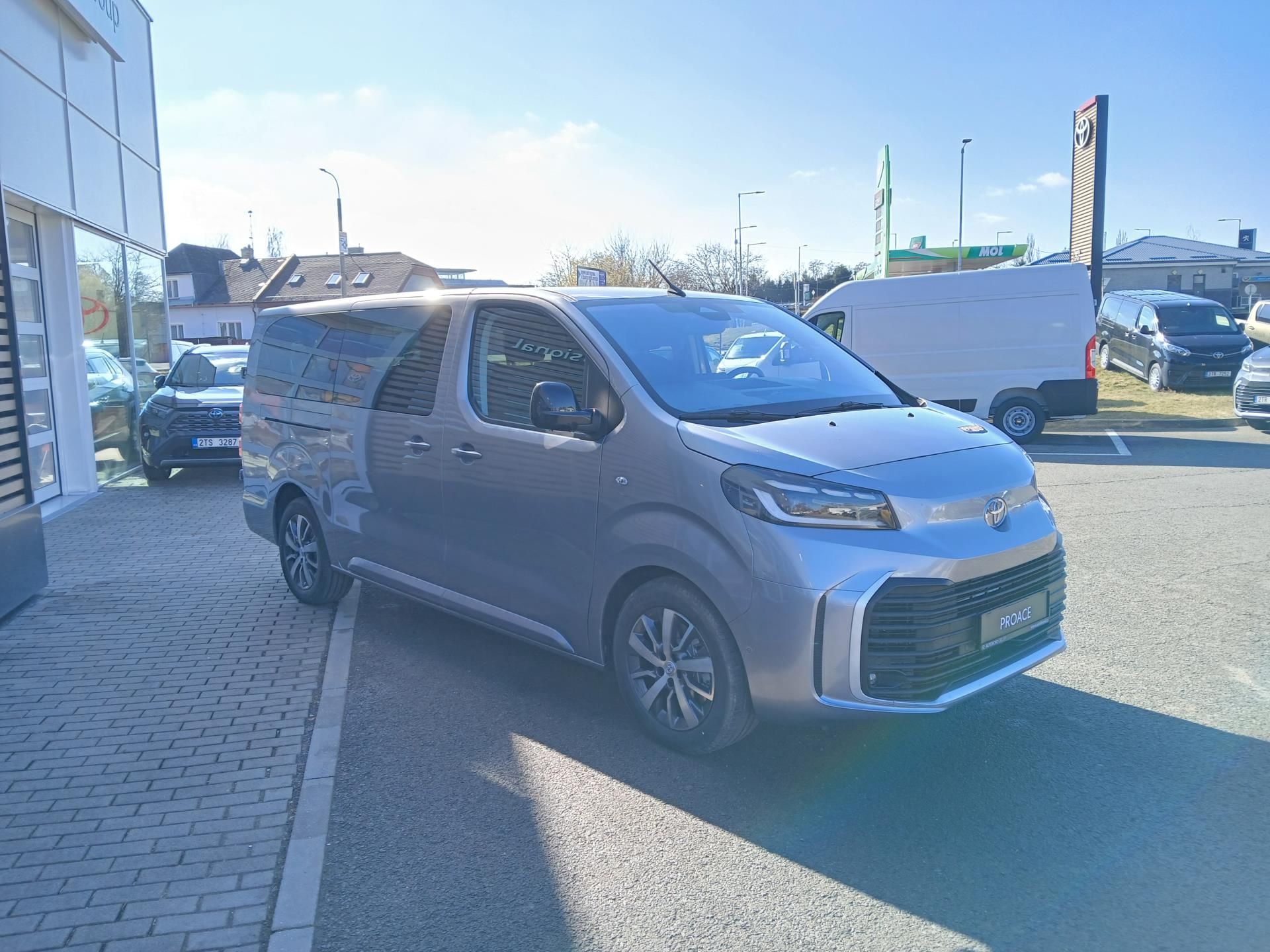 Toyota Proace Verso, 2.2 D, Business 8s comfort AT - fotka 3