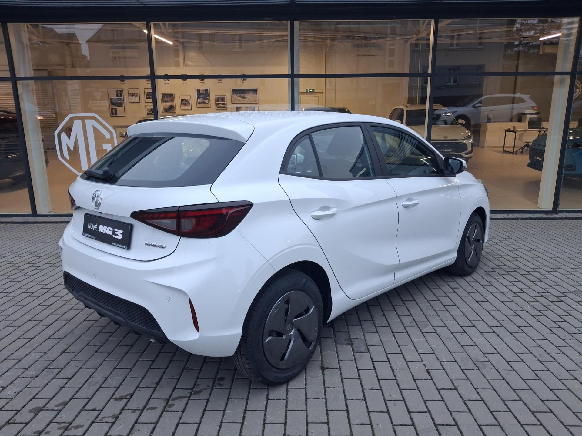 MG MG3, EXCITE 1.5 85kW 5MT 4x2 - fotka 4