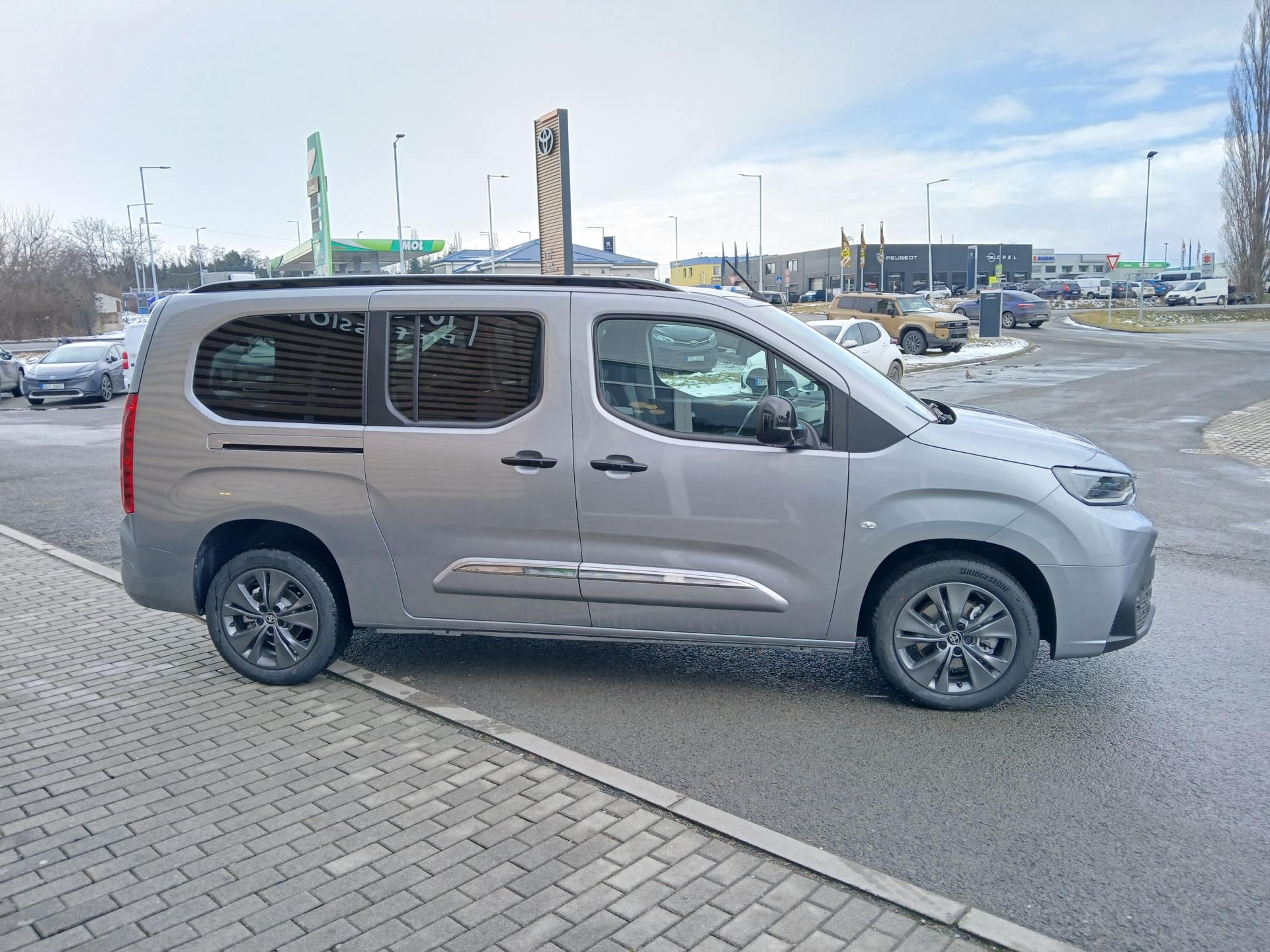 Toyota Proace City Verso, 1.5D 6MT Long Family 7 míst - fotka 4
