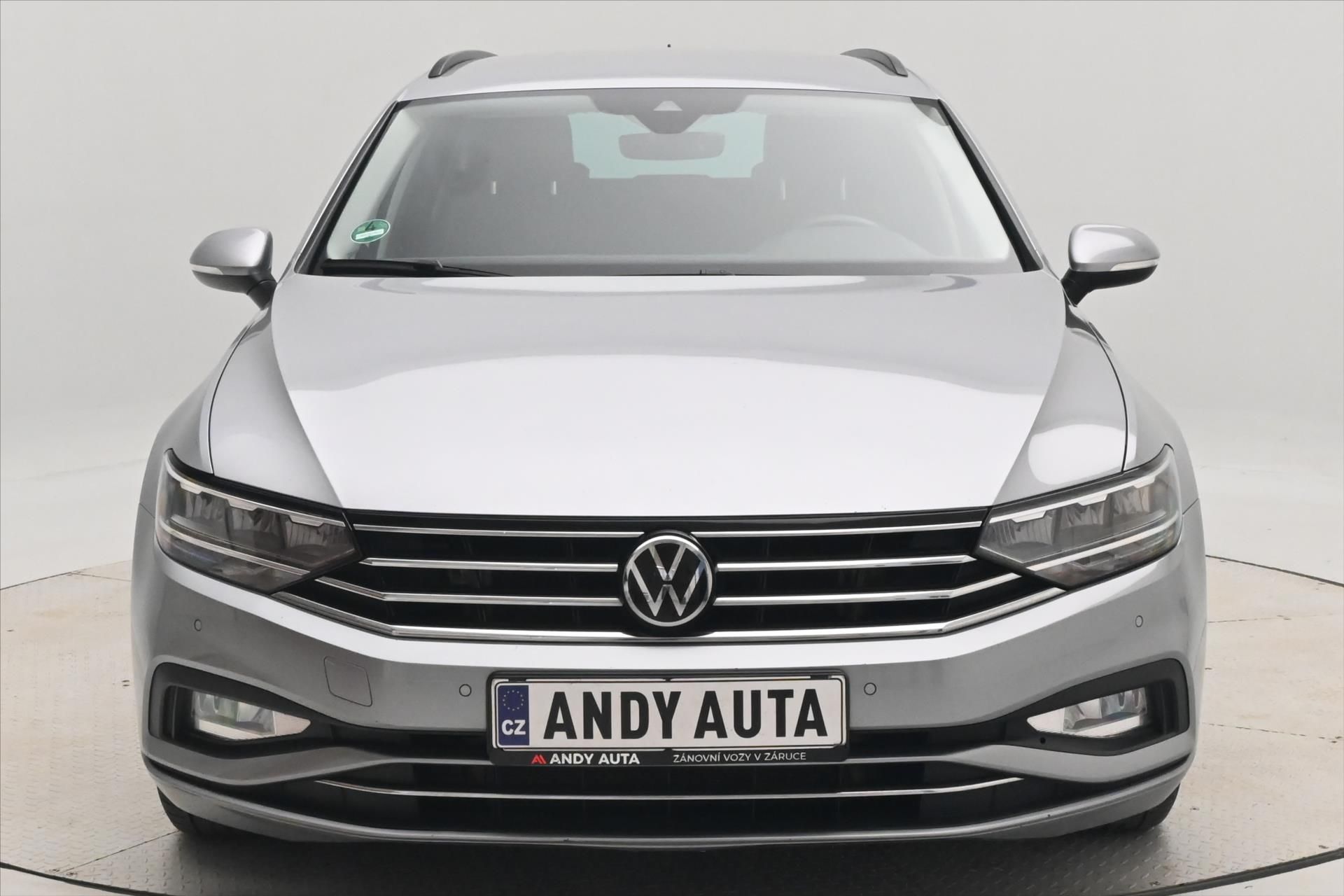 Volkswagen Passat, 2,0 TDI 110kW DSG Business VŮZ - fotka 2