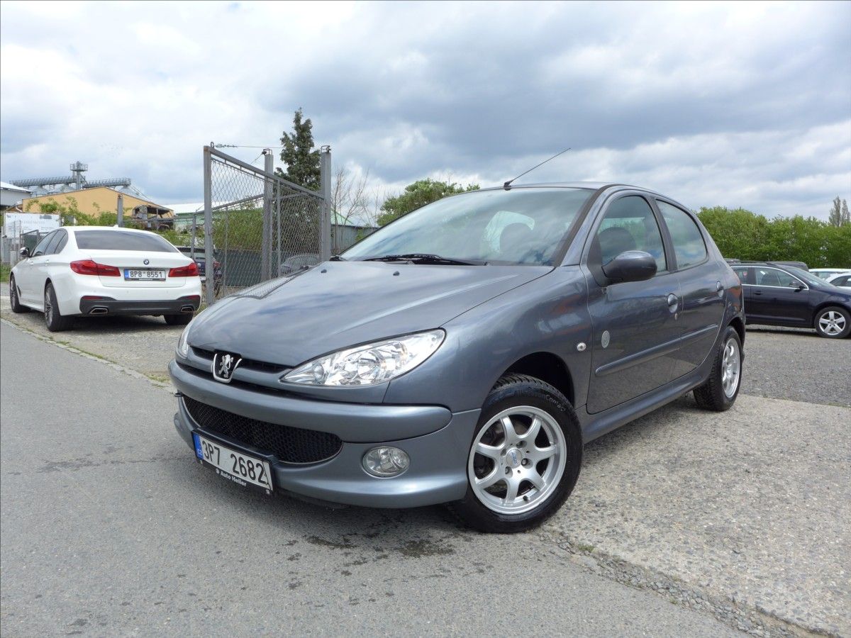 Peugeot 206, 1,4 i  16V, KLIMA, ČR