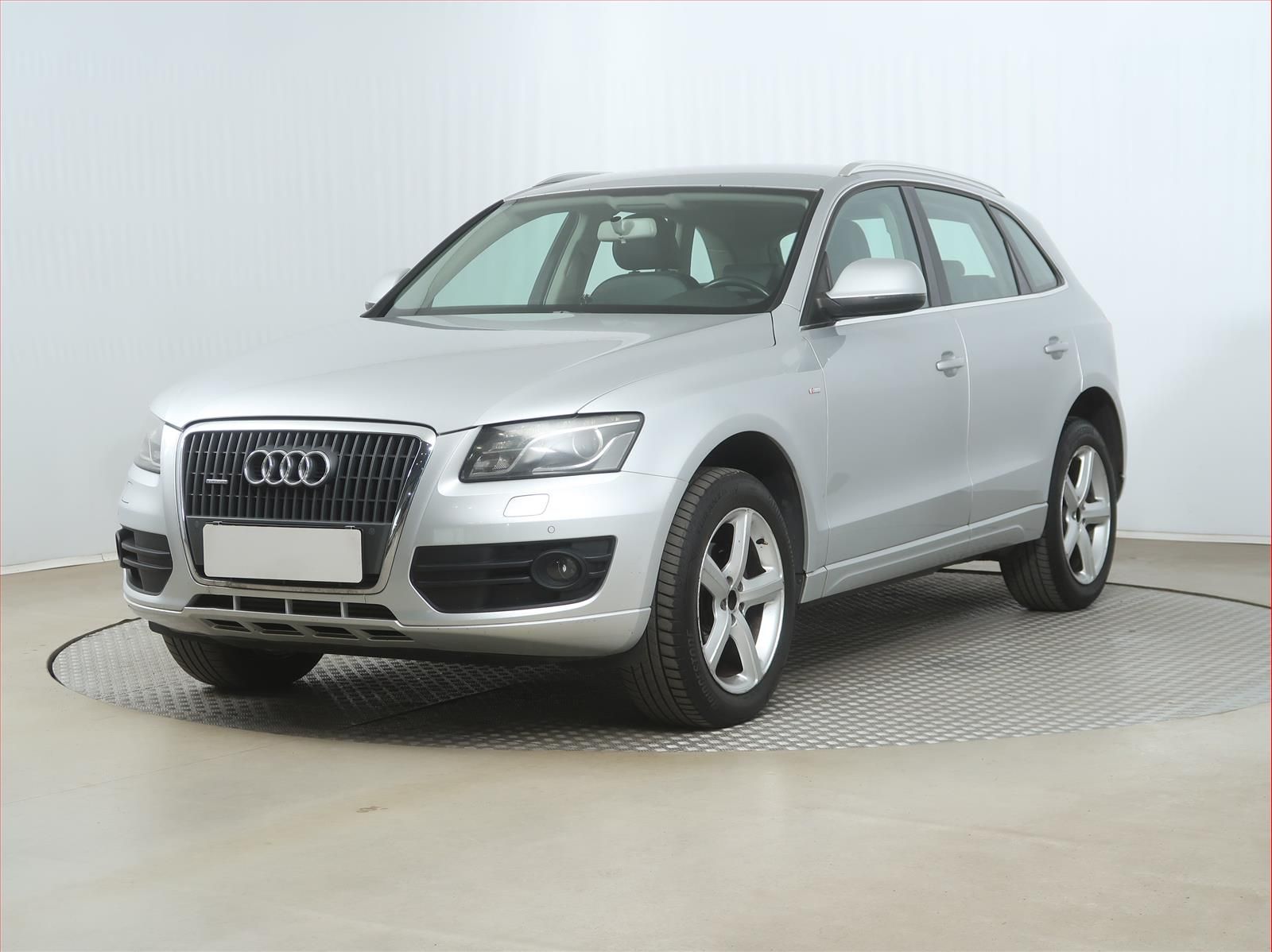 Audi Q5, 2.0 TFSI, 4X4, Automat, Kůže - fotka 2
