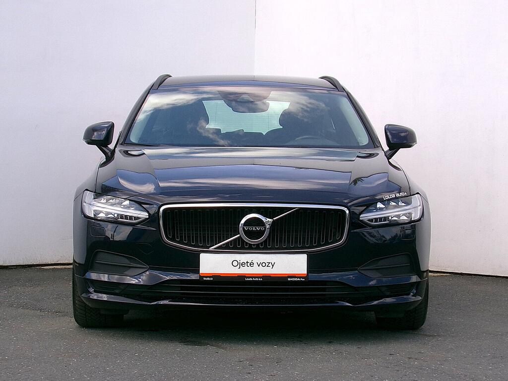 Volvo V90, Kinetic 2.0 D4 140 kW - fotka 4