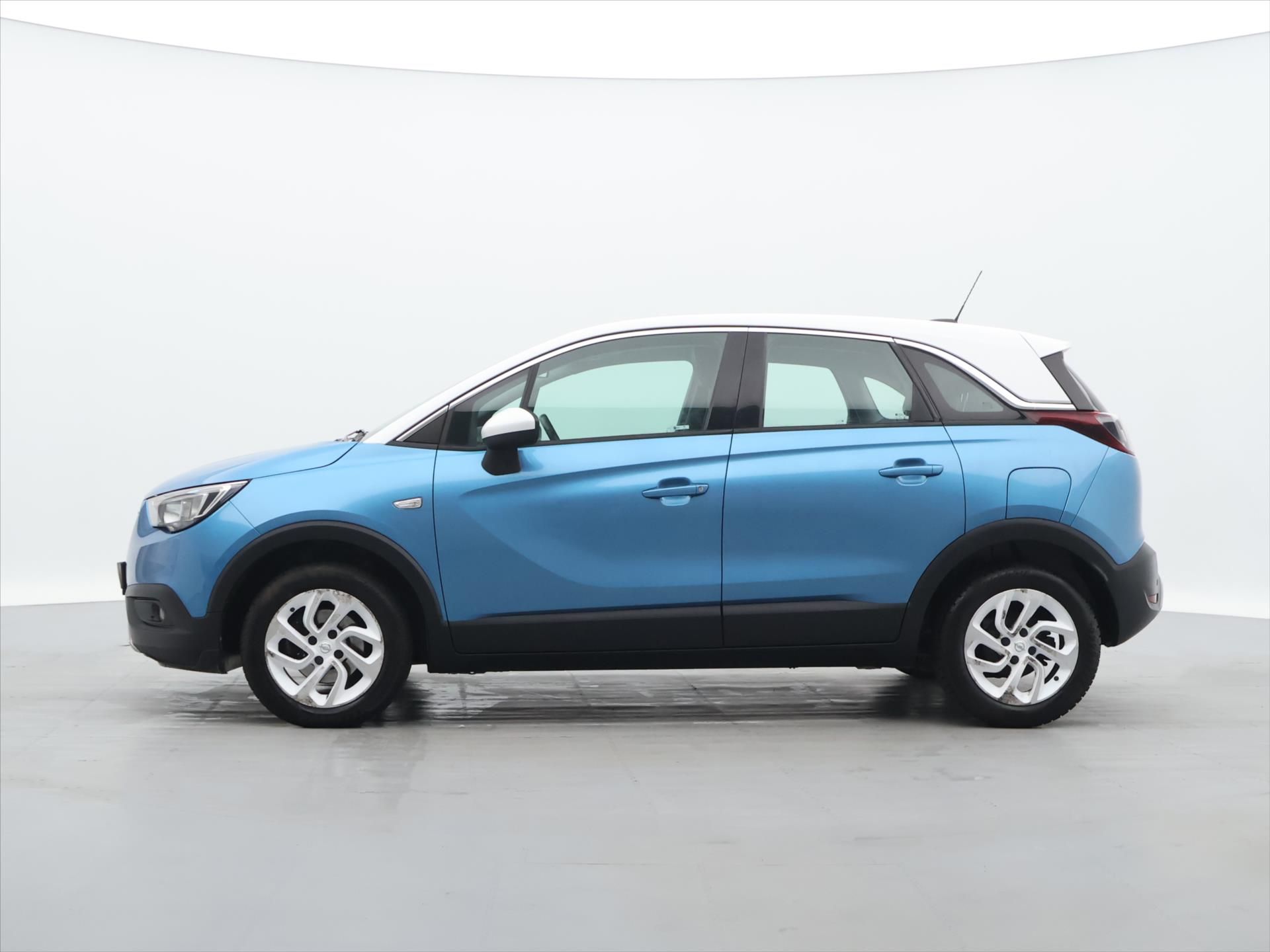 Opel Crossland X, 1,2 Turbo Innovation CZ Výhřev - fotka 4
