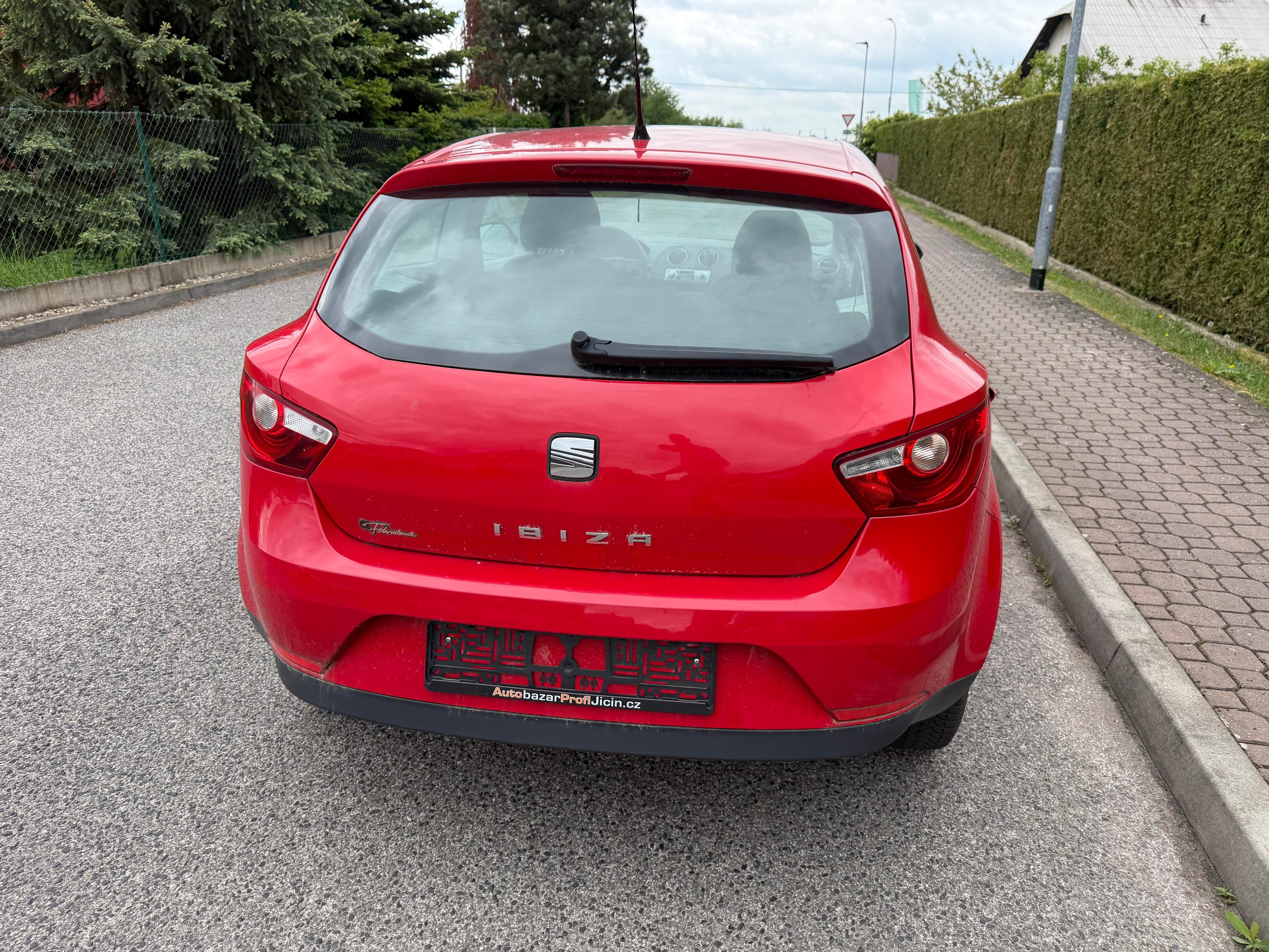 Seat Ibiza, 1,2i / 12V serviska , 1 Majite - fotka 6