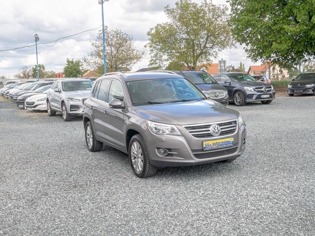 Volkswagen Tiguan, ČR 2.0TDI 125KW 4x4  - SERVIS - fotka 3