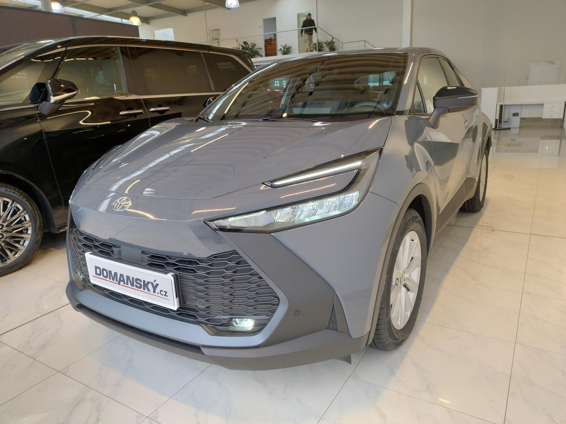 Toyota C-HR, 1.8 FHEV COMFORT BUSINESS - fotka 2