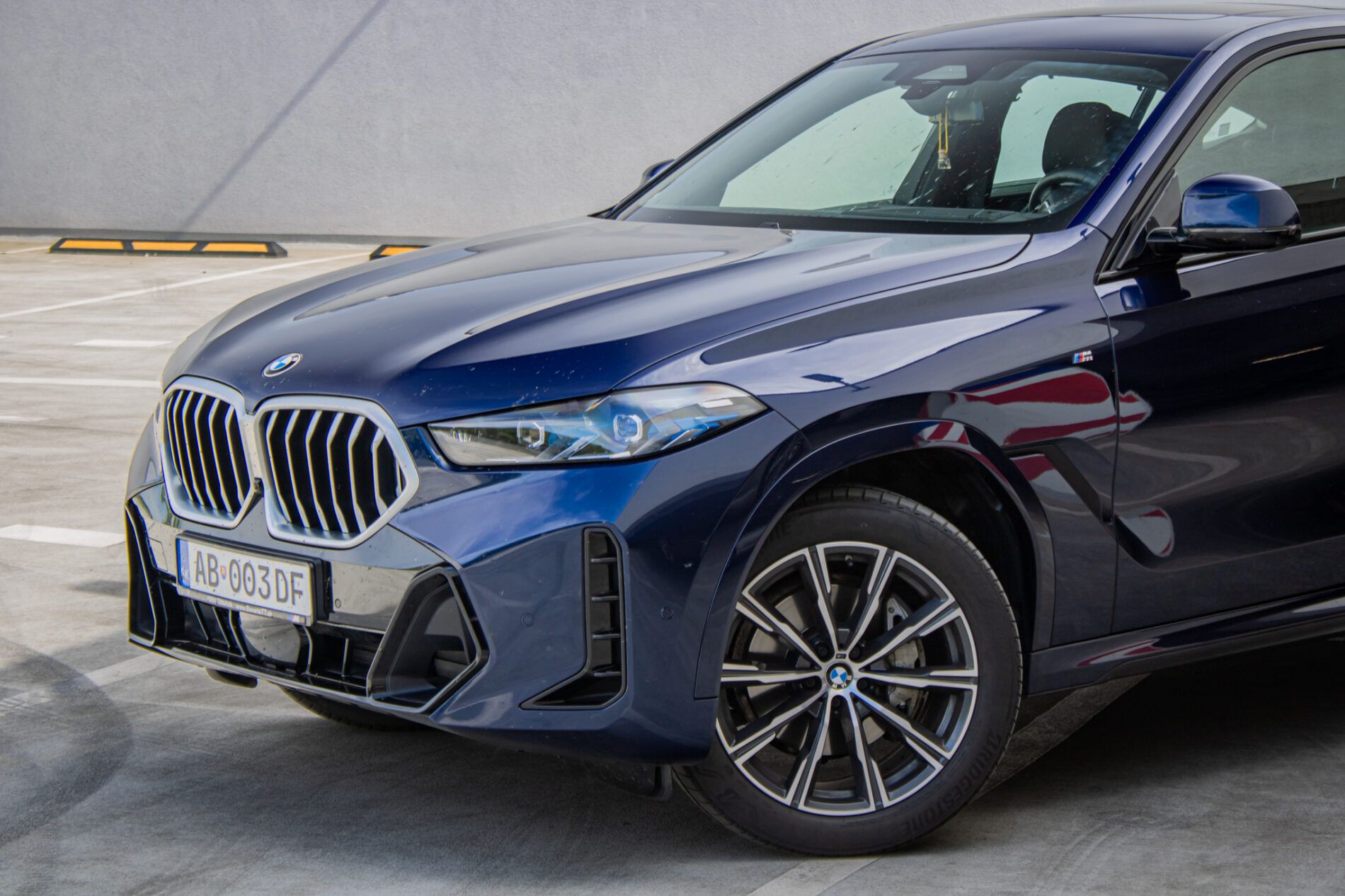 BMW X6 - fotka 2