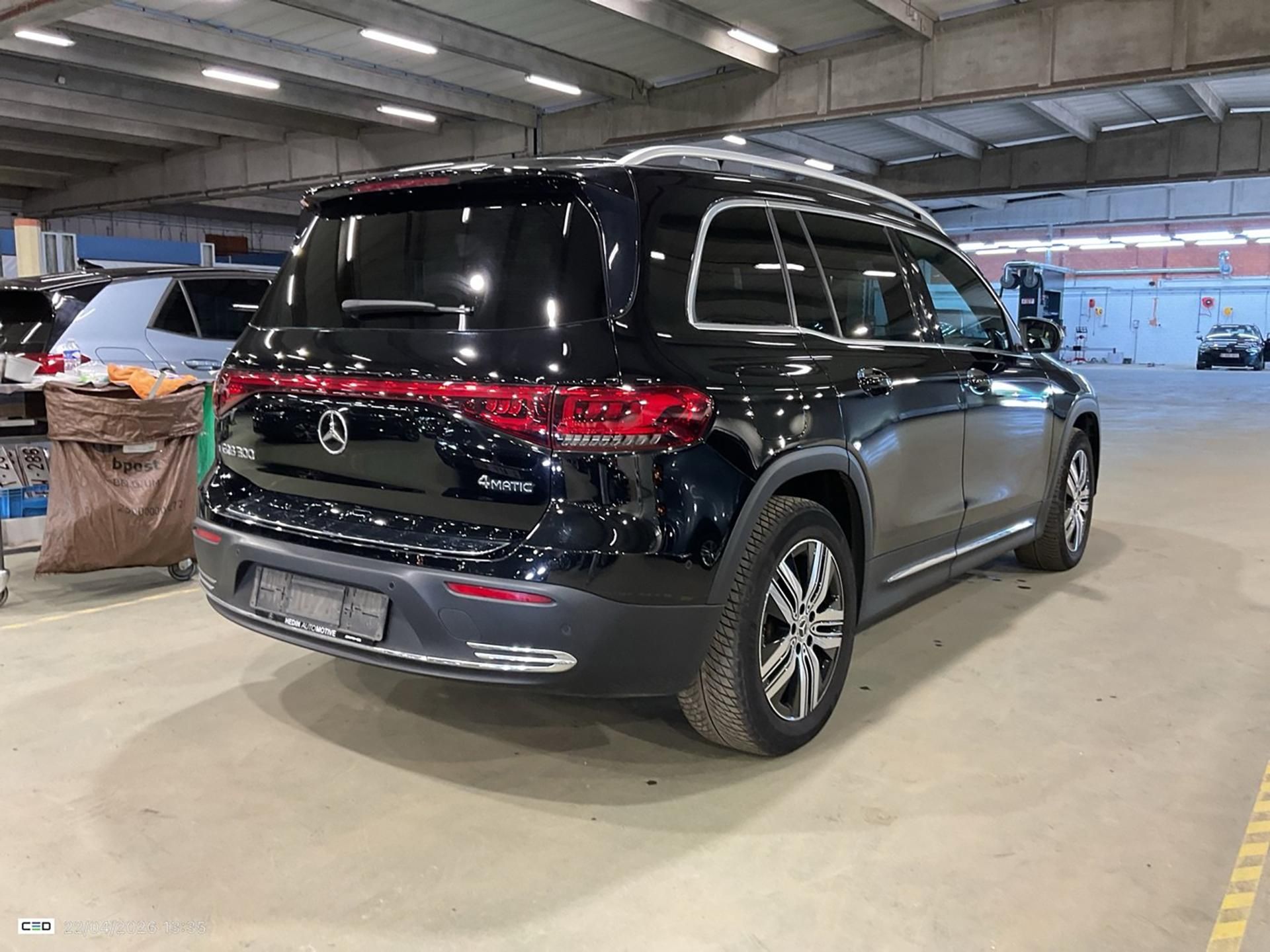 Mercedes-Benz EQB, 300 Luxury 4-Matic 4×4 - fotka 2
