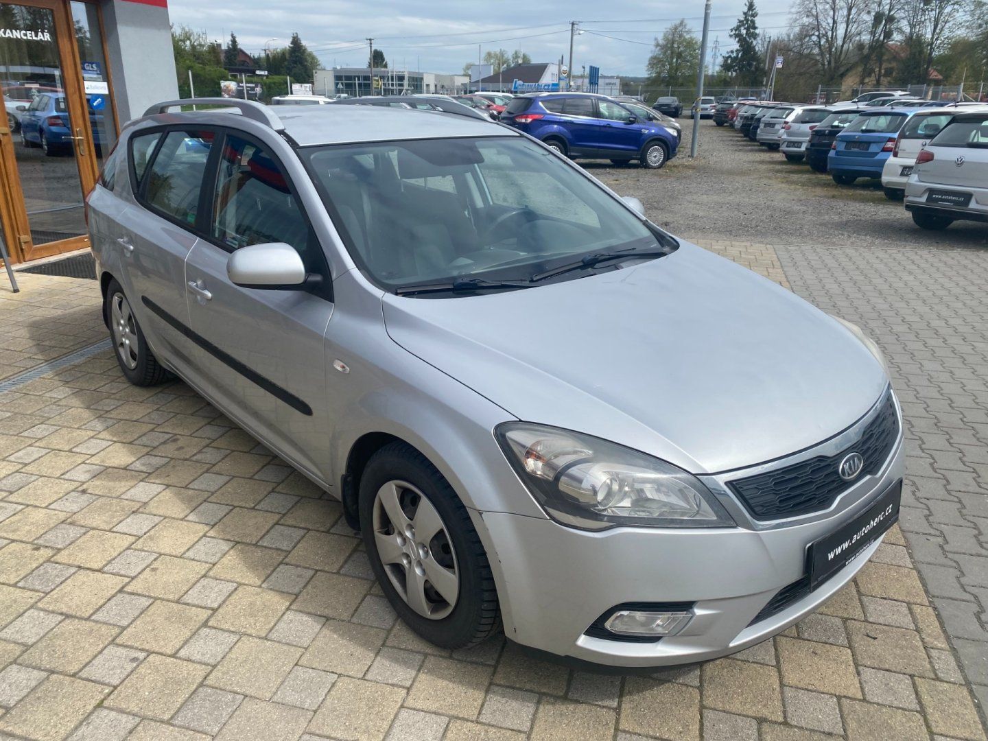 Kia Cee´d, 1.4  ČR - fotka 2