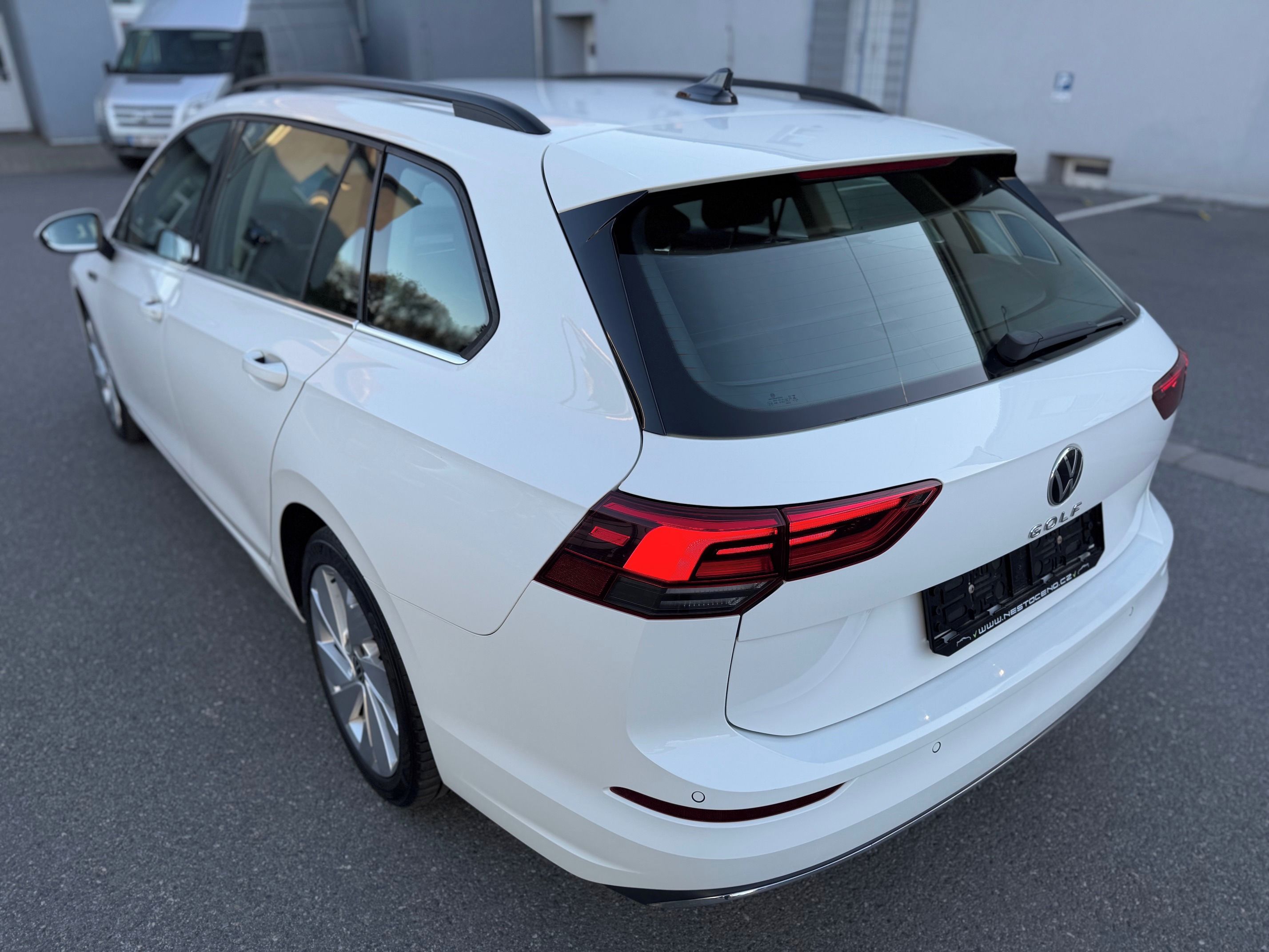 Volkswagen Golf, 110kw DSG STYLE odp.DPH - fotka 6