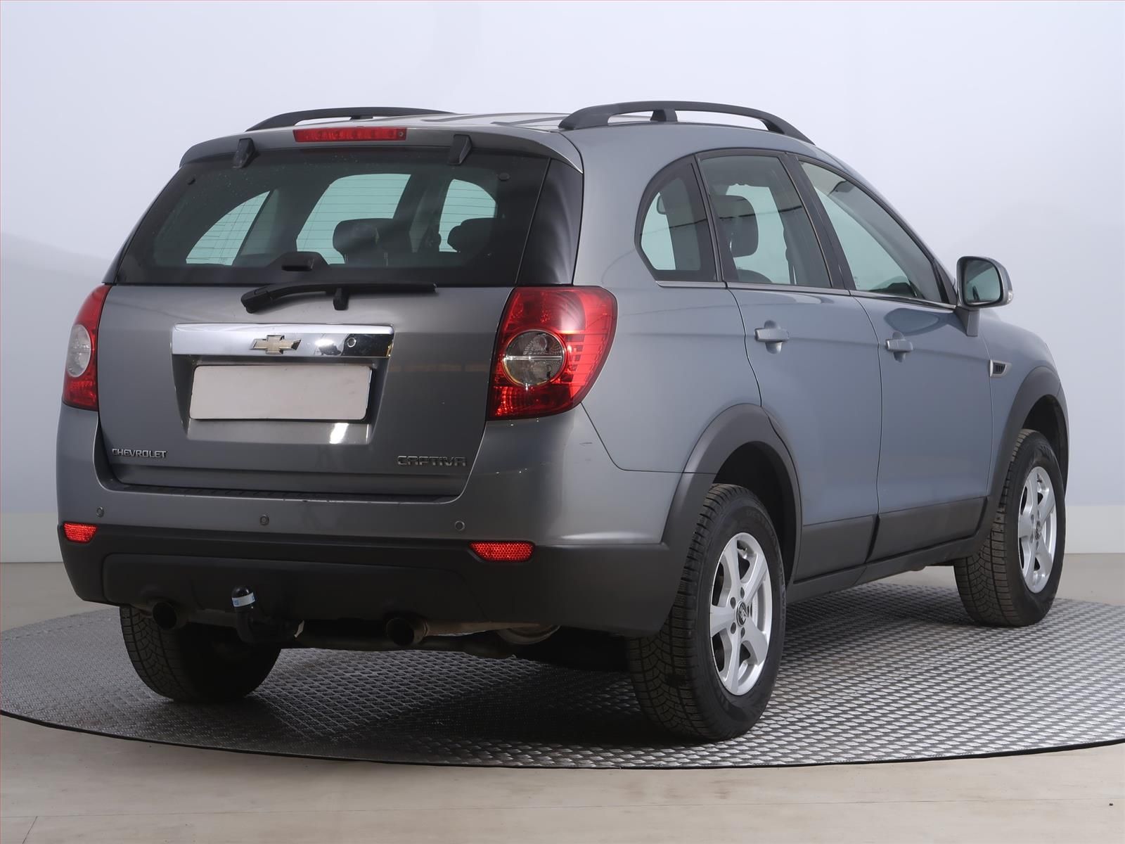 Chevrolet Captiva, 2.4 i, 7 míst, Kožené sedačky - fotka 5