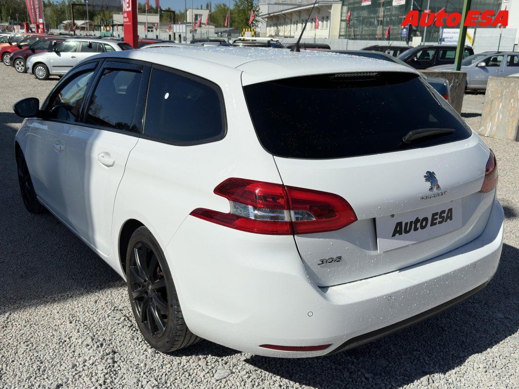 Peugeot 308, 1.6 D,ČR - fotka 6