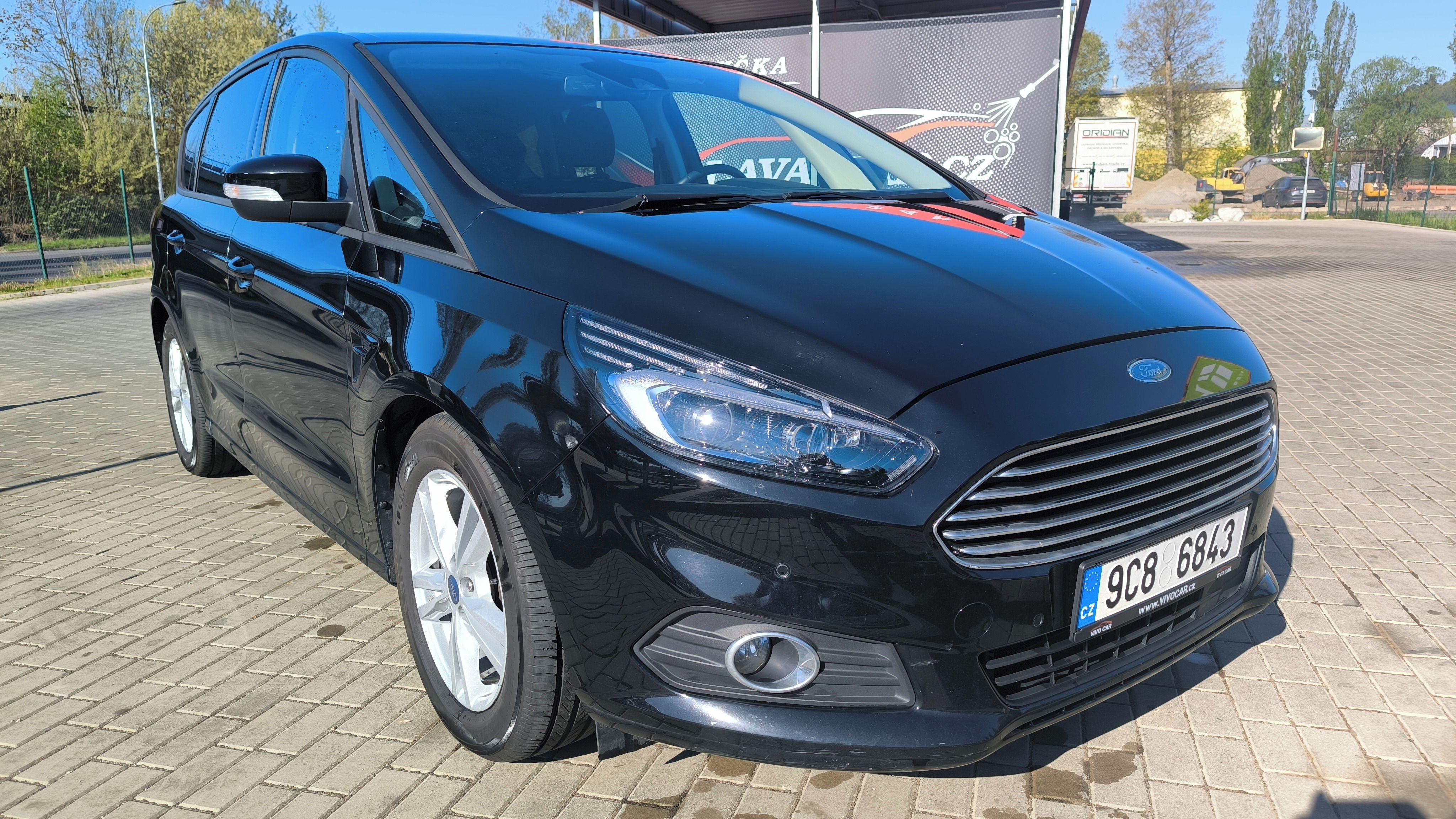 Ford S-MAX, 132 KW LED 2.0 TDCI BUSINESS E