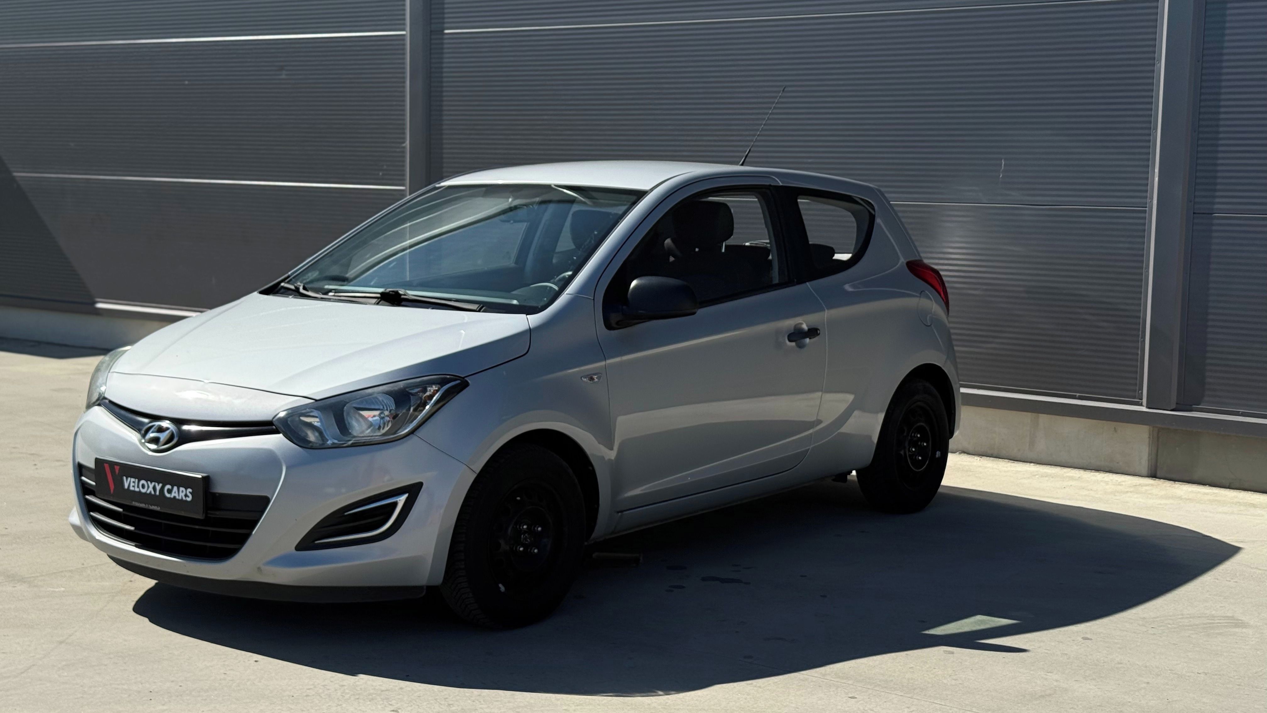 Hyundai i20, 1.2 FIFA World Cup Edition
