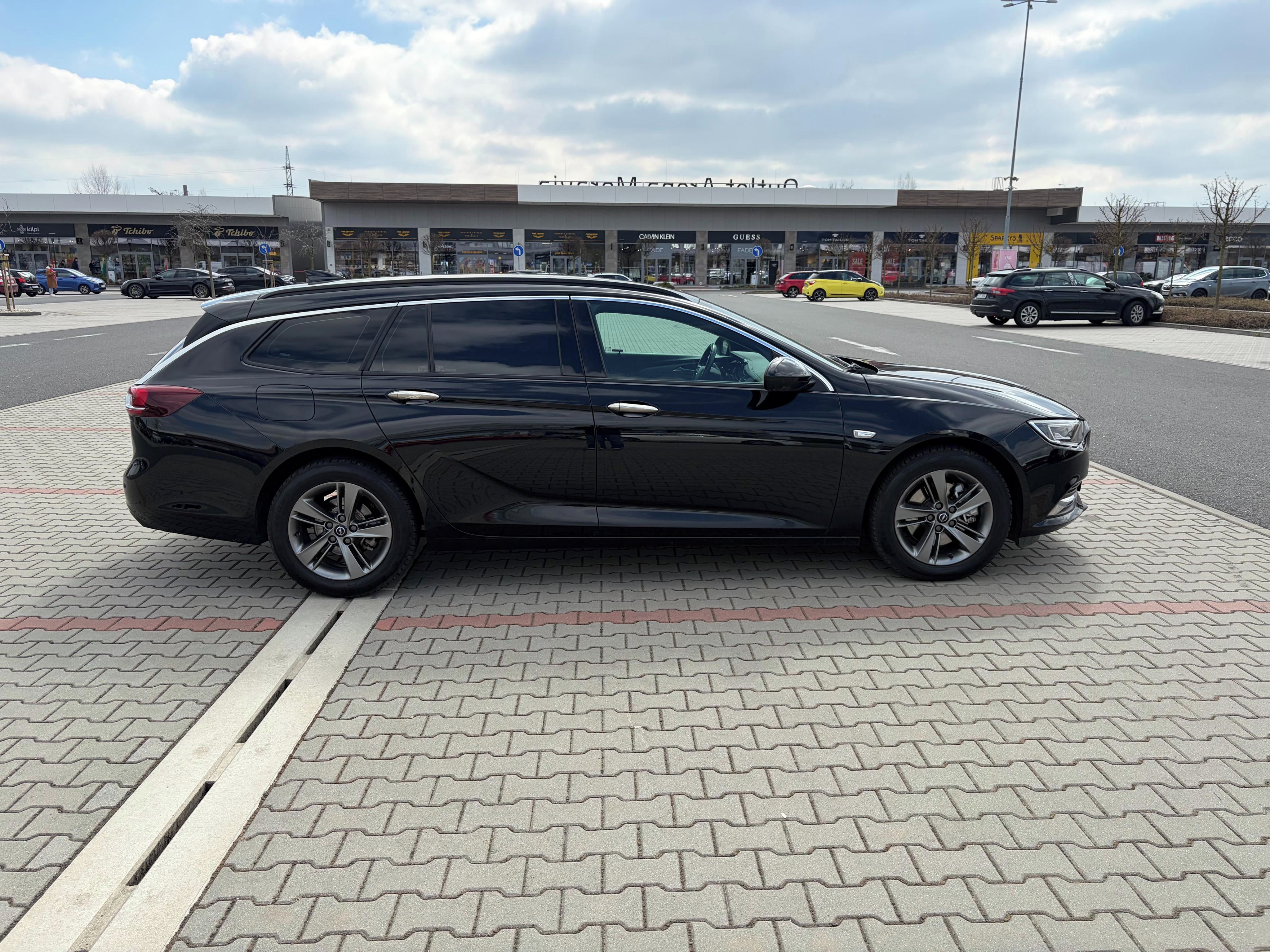 Opel Insignia, 2.0 CDTi 125kw ČR FULL LED - fotka 2