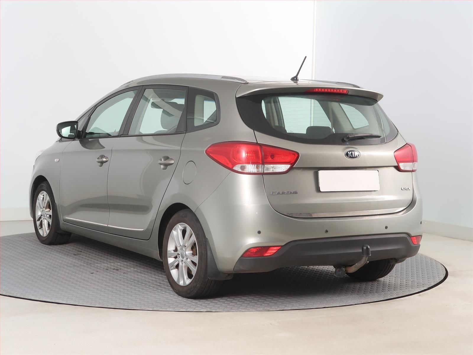Kia Carens, 1.7 CRDi, Tempomat - fotka 4