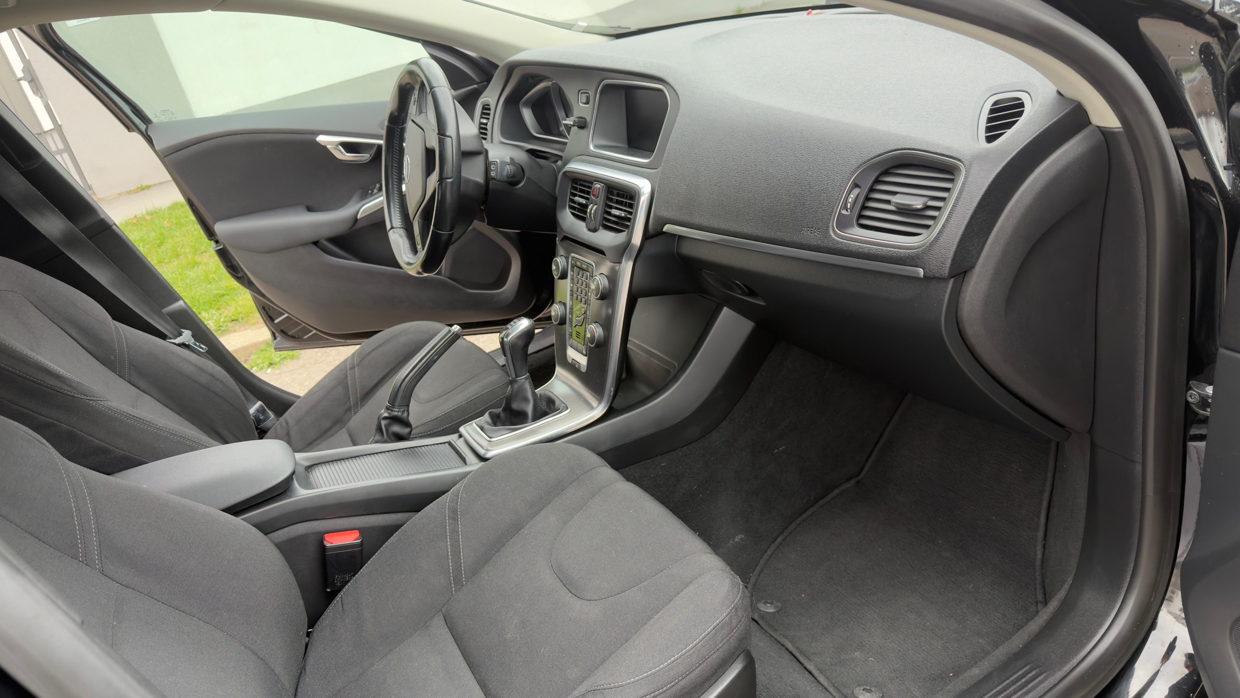 Volvo V40, VOLVO V40 - fotka 5
