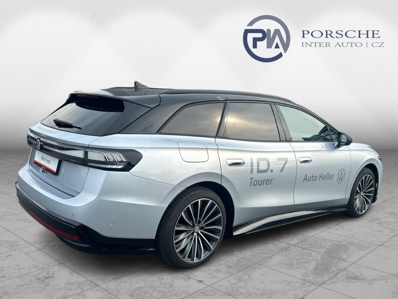Volkswagen ID.7 Tourer, 210  kW, 86 kWh - fotka 2