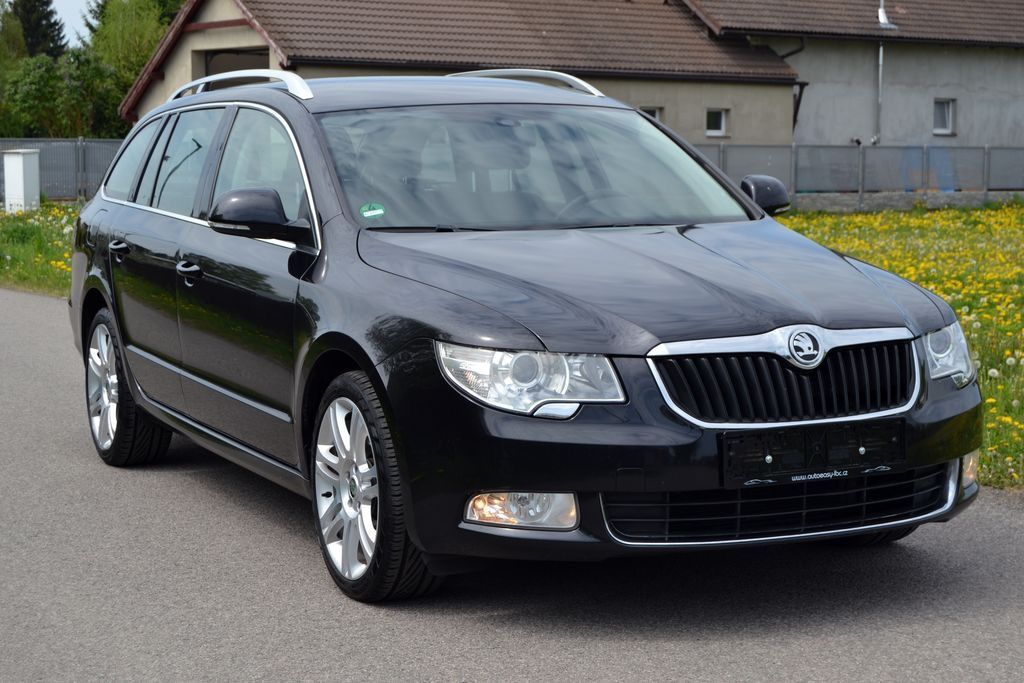 Škoda Superb, 2.0 TDI 103kW Ambition kombi - fotka 5