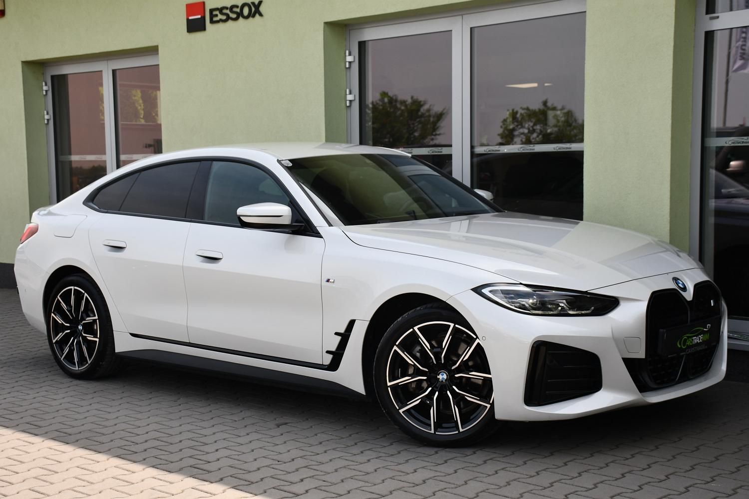 BMW i4, eDrive40 M-SPORT - fotka 2