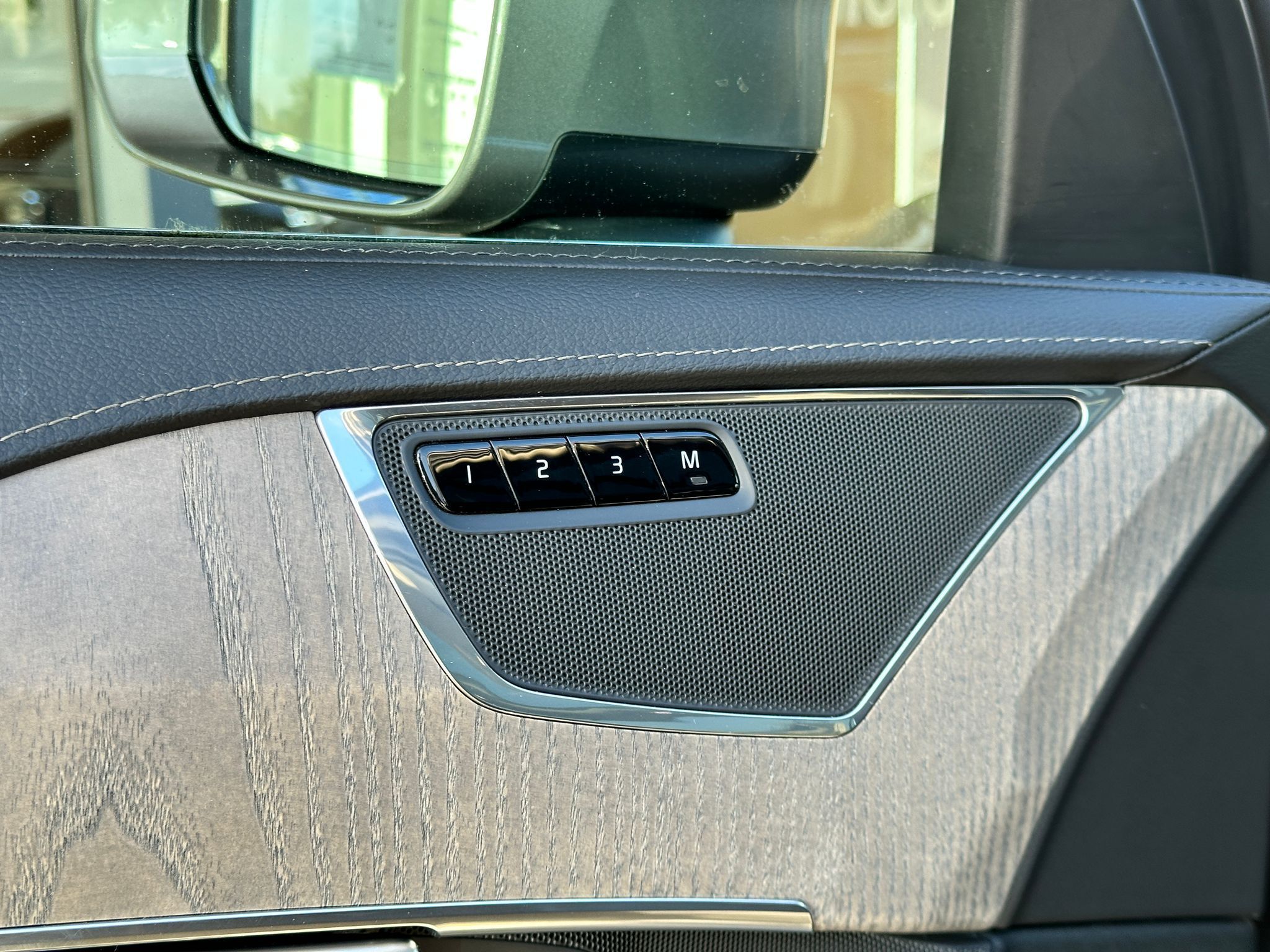 Volvo XC90, B5 INSCRIPTION VZDUCH TZ - fotka 6