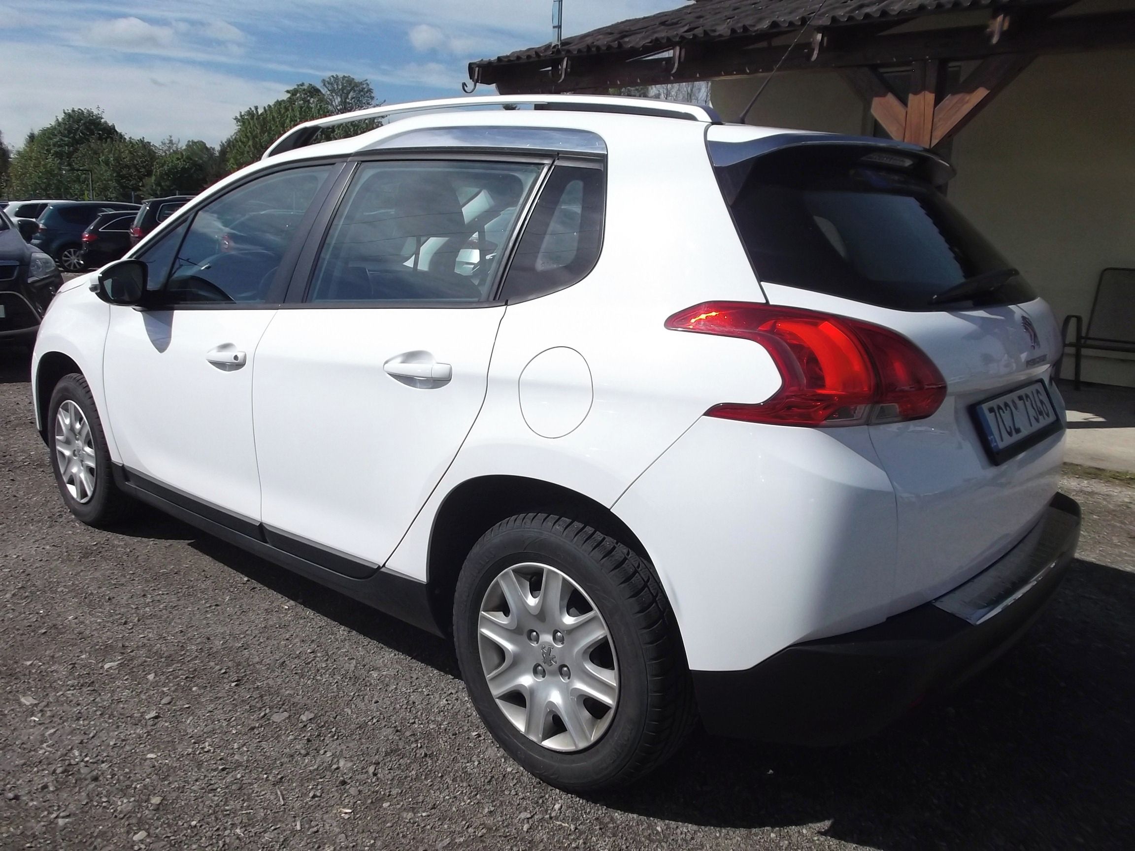 Peugeot 2008, 1.2 PT - fotka 2
