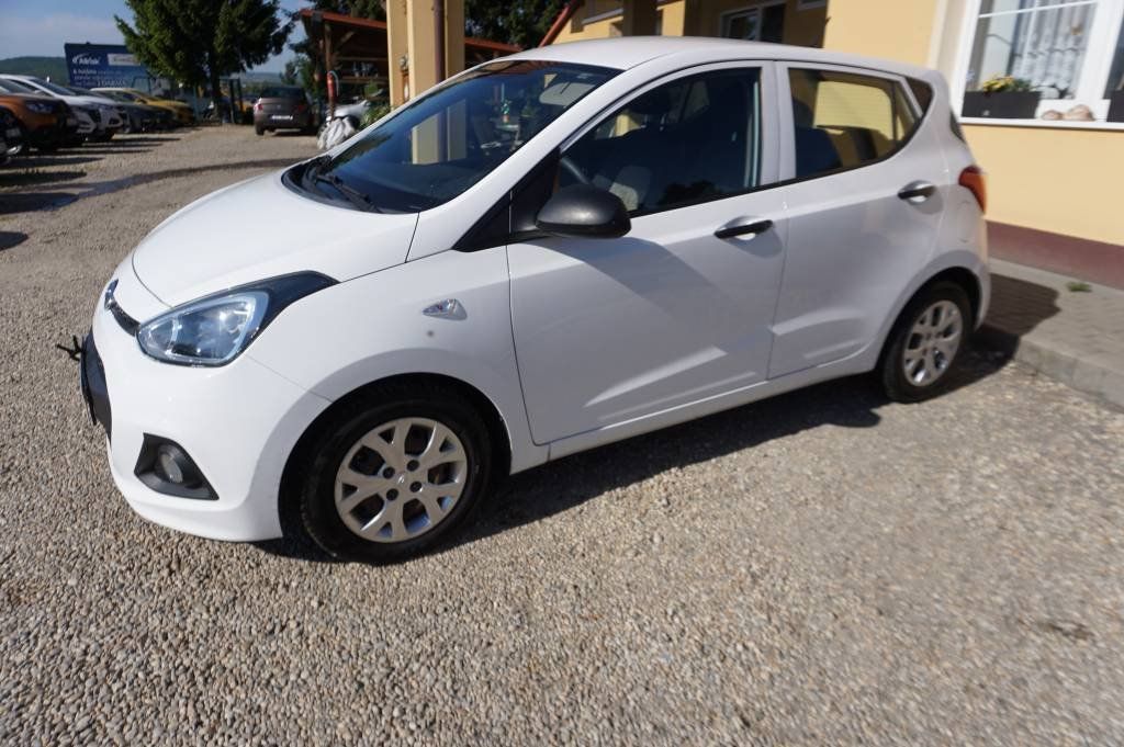 Hyundai i10, 1,0 1 MAJ V ČR - fotka 3