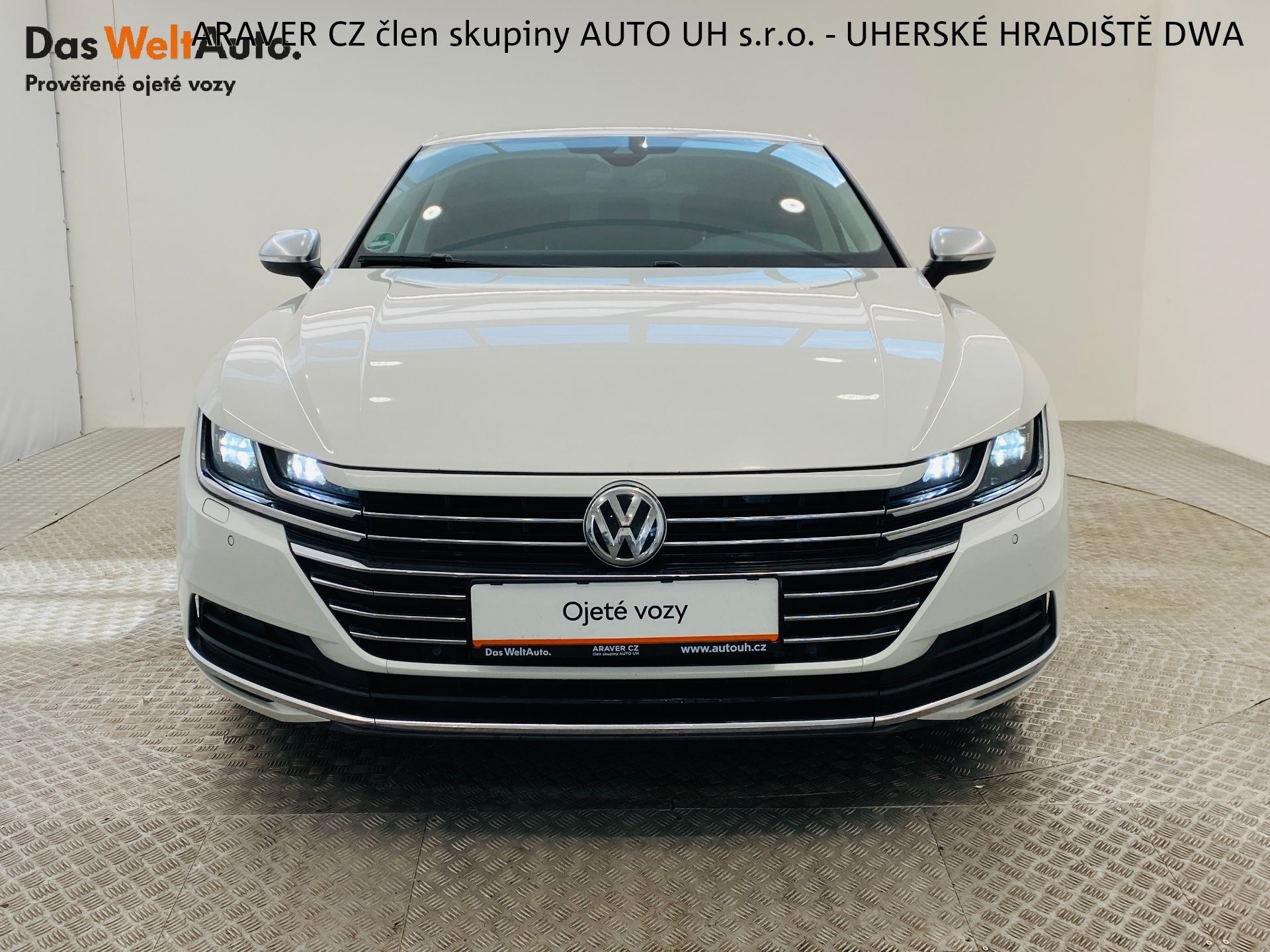 Volkswagen Arteon, 2.0 TDI DSG 110 kW Elegance - fotka 4