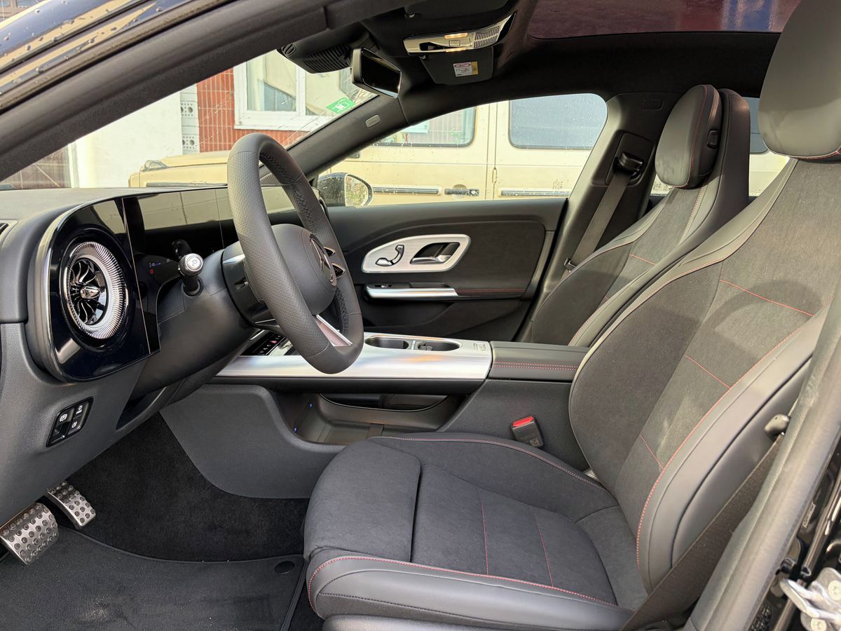 Mercedes-Benz CLA, 350 4MATIC Shooting Brake - fotka 6