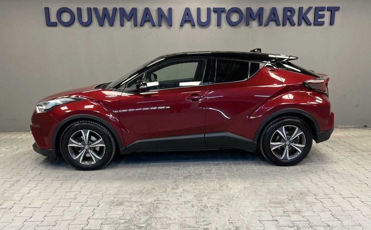 Toyota C-HR, 1,8 Hybrid AT Selection - fotka 3