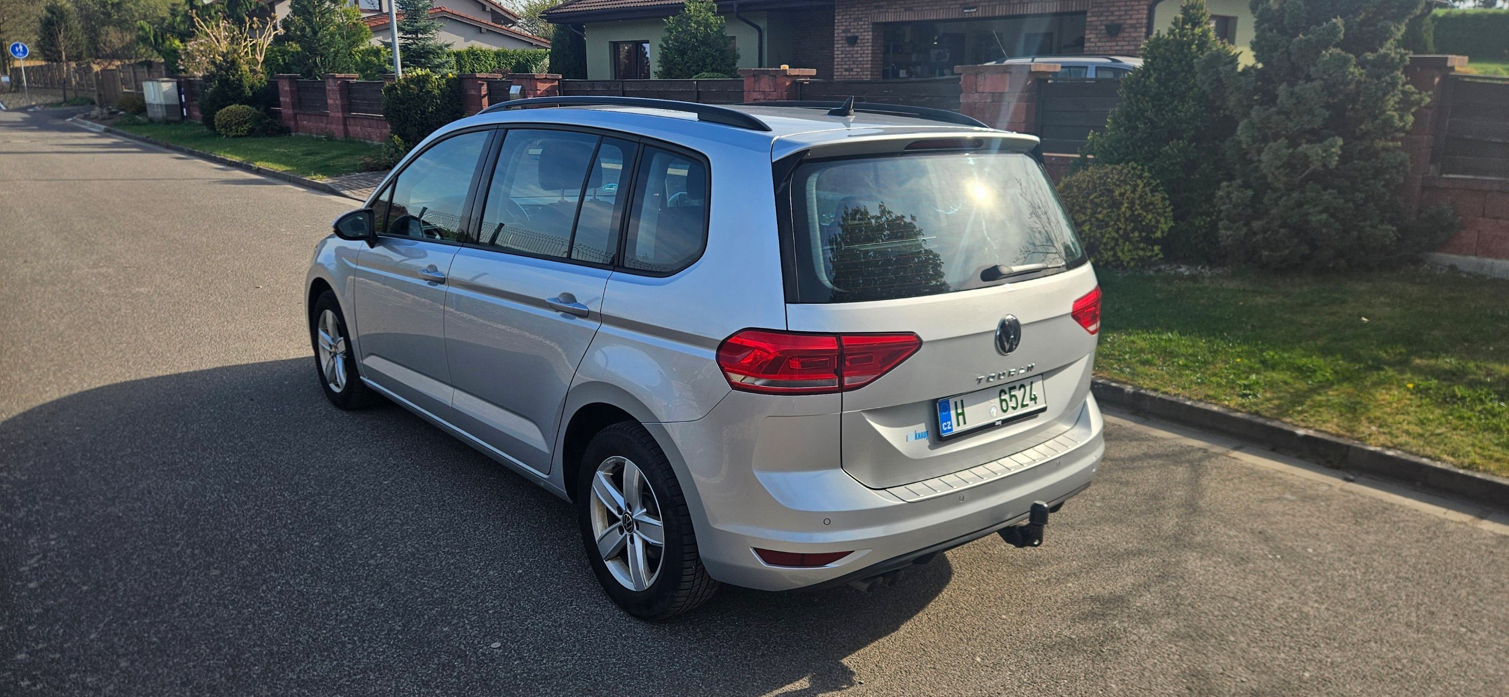 Volkswagen Touran, Comfortline 2.0 TDI 110KW DSG - fotka 6