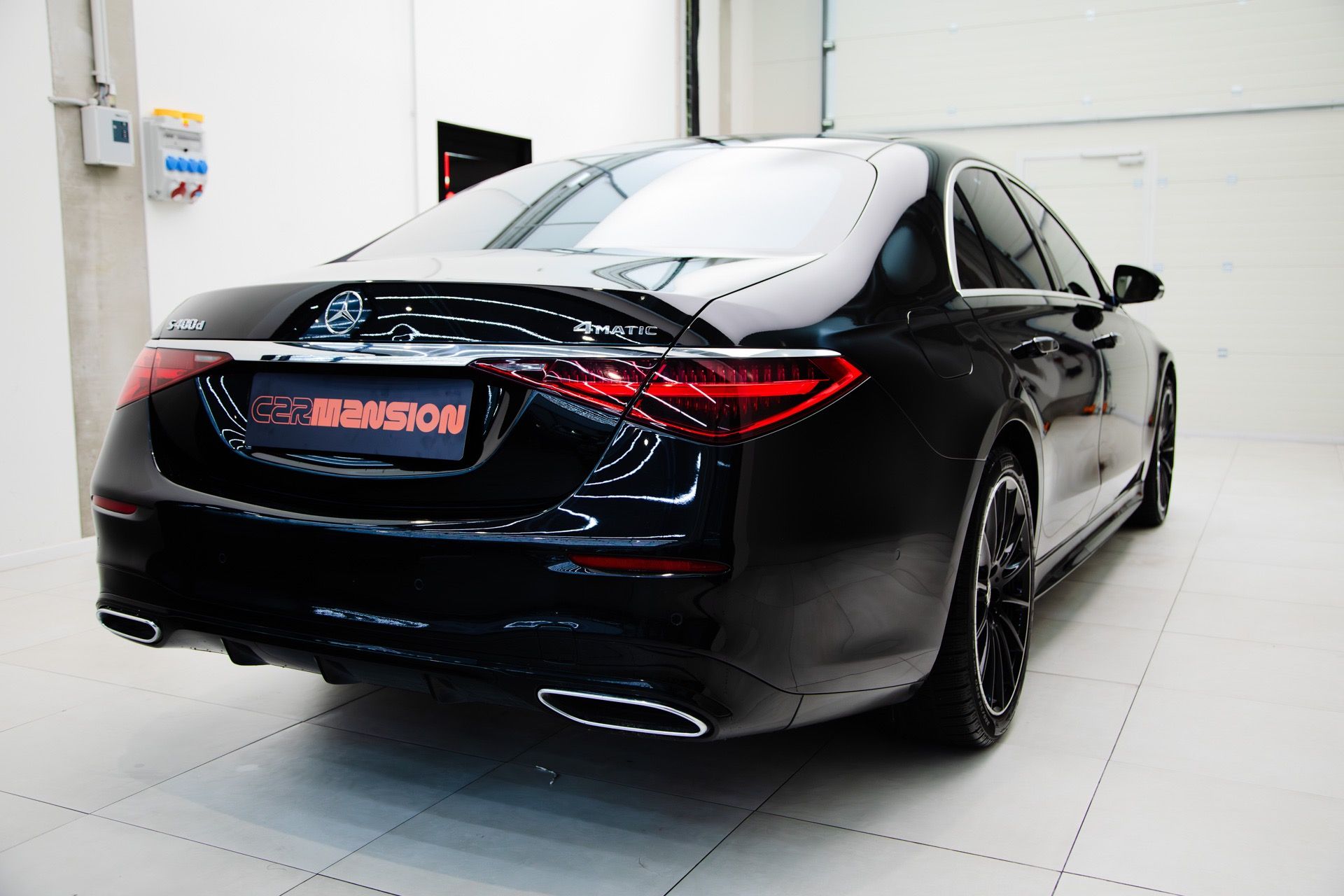 Mercedes-Benz Třídy S, 400 d 4M/AMG/PREMIUM+/4WS/360 - fotka 5