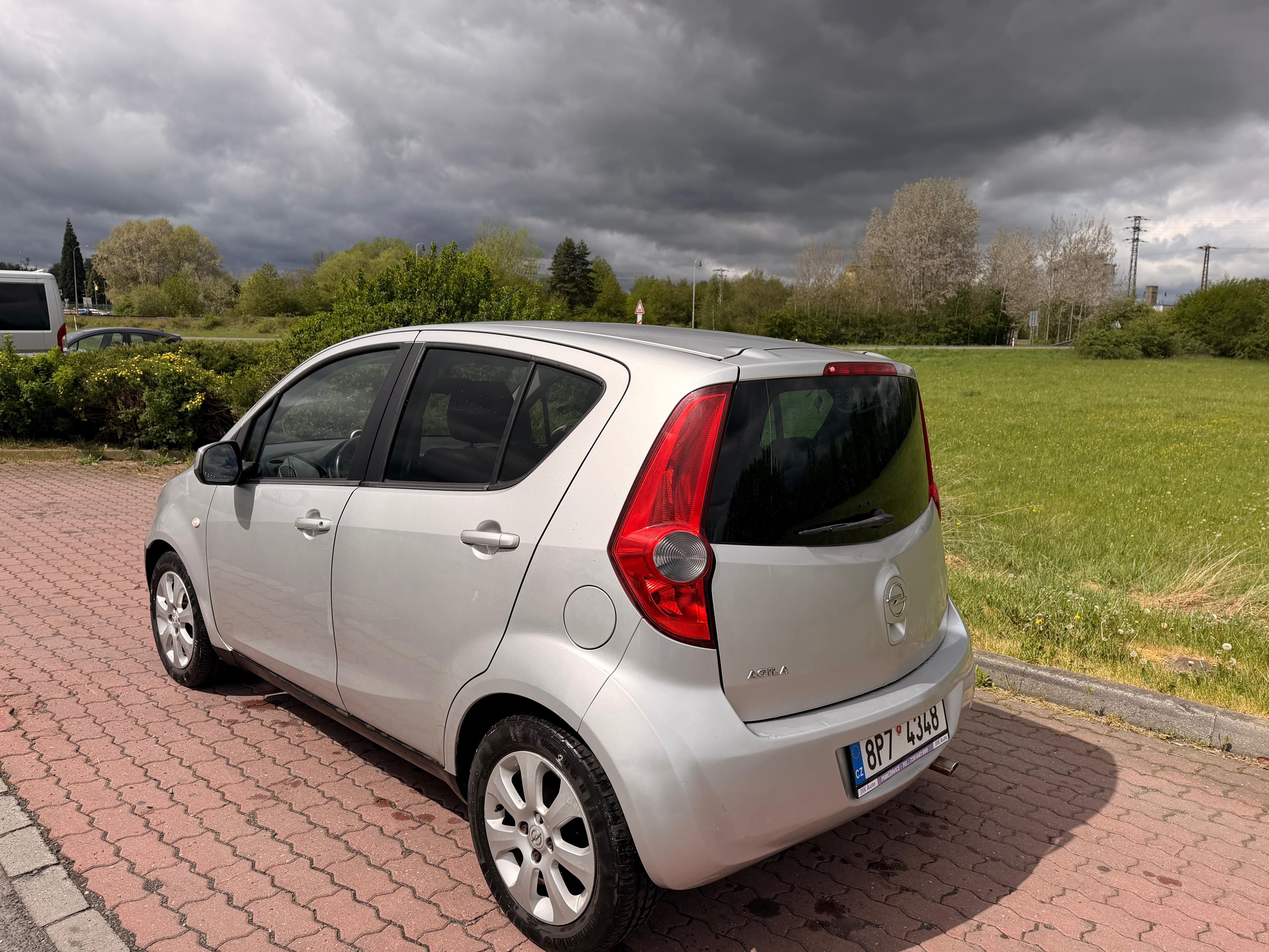 Opel Agila, 1,2I 63 KW.Klima.06/2008 - fotka 5