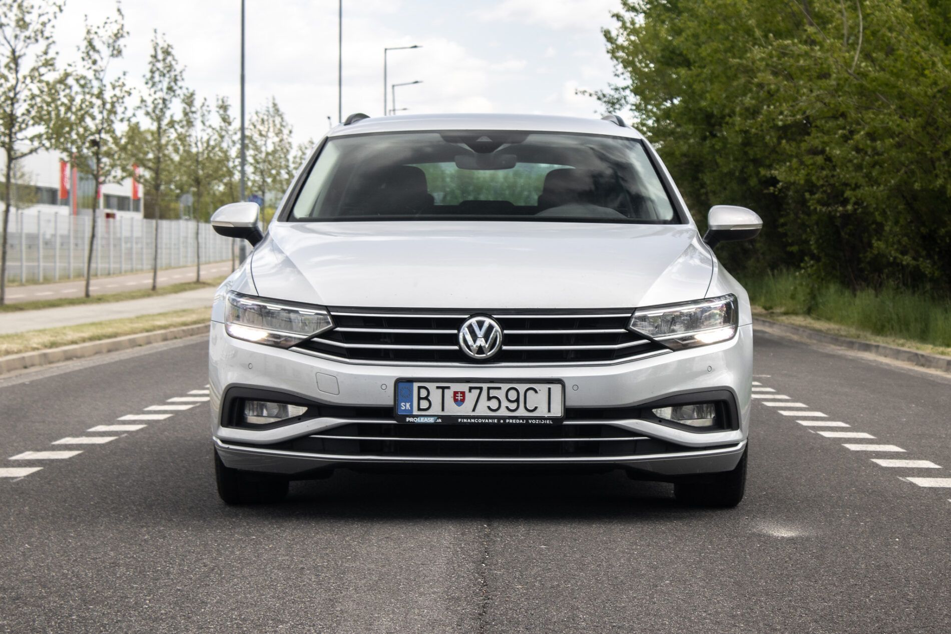 Volkswagen Passat Variant - fotka 2