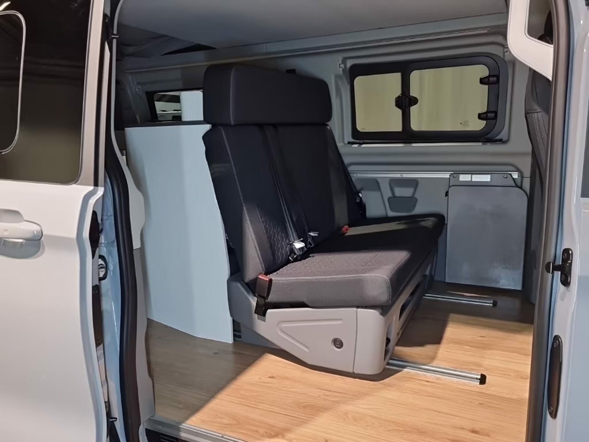 Ford Tourneo Custom, Nugget Titanium 320 L2 - fotka 5