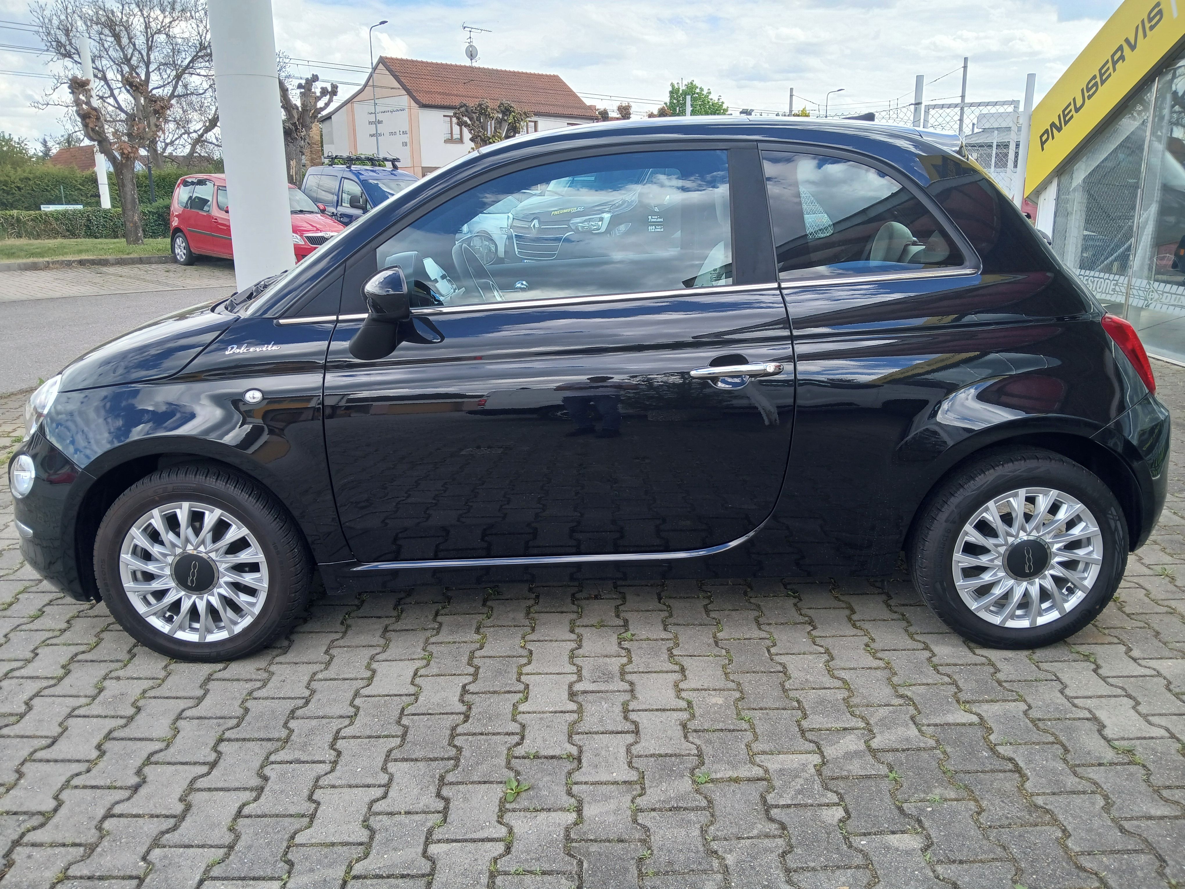 Fiat 500, 1.0 Hybrid, 51,5kW, manuál - fotka 2