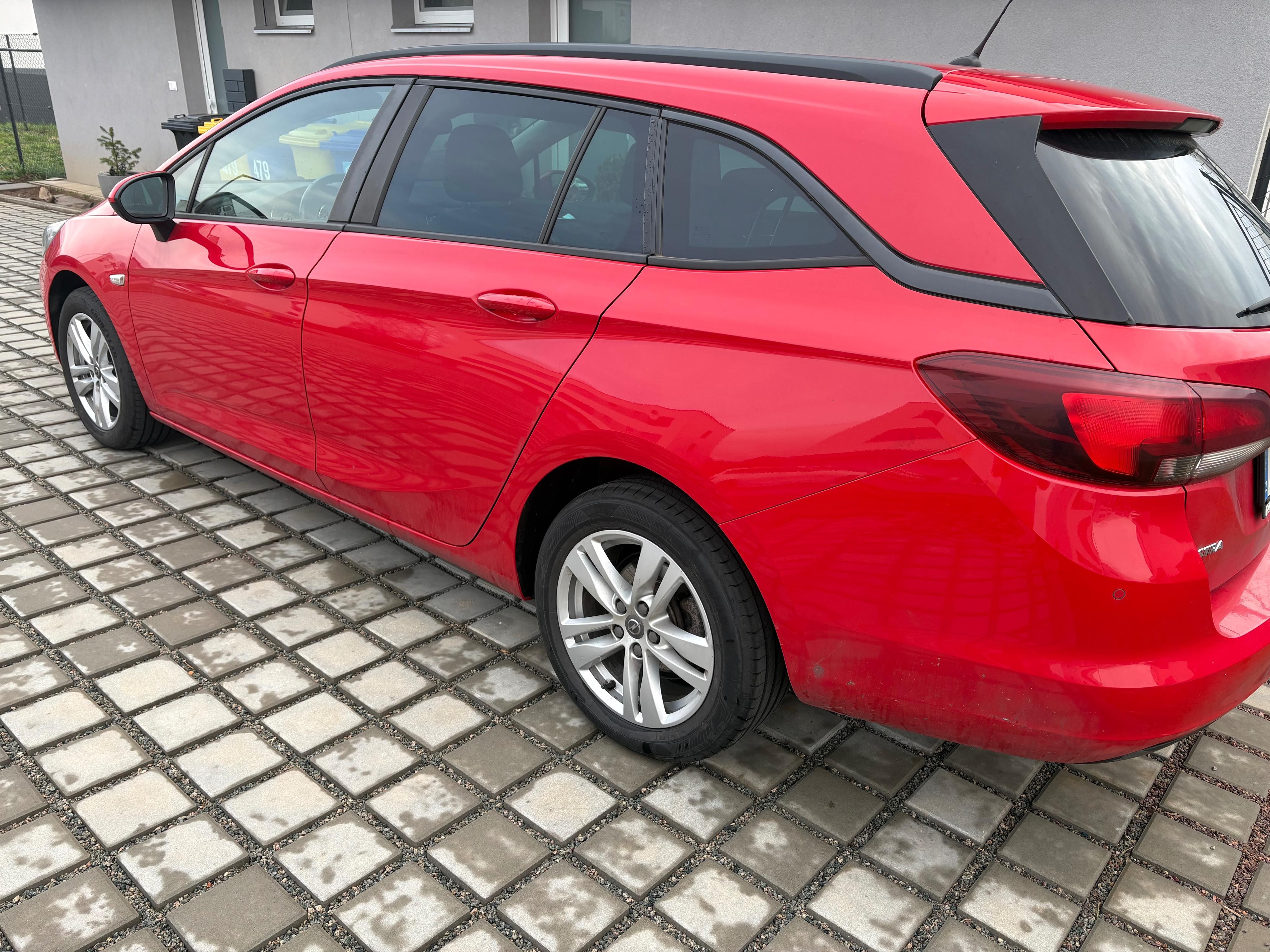 Opel Astra, ST 1.6 CDTI 81 kW Enjoy - fotka 6