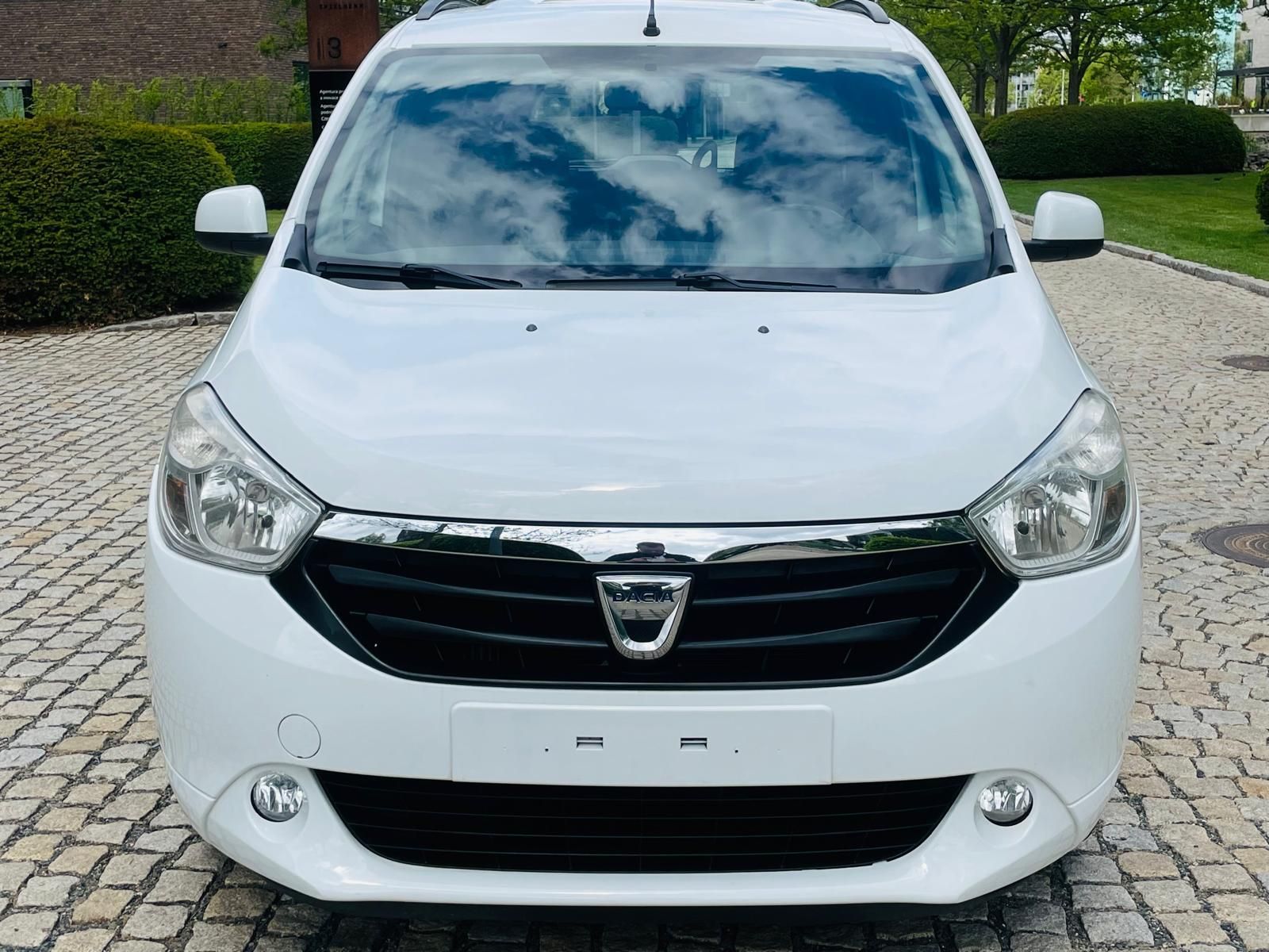 Dacia Lodgy, 1.2i 85KW MANUÁL KLIMATIZACE - fotka 6