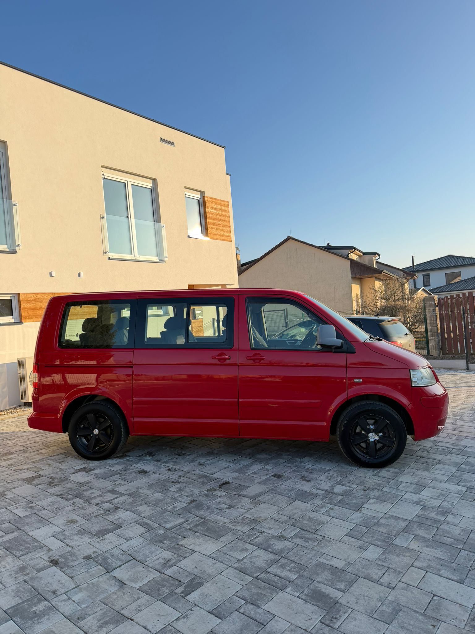 Volkswagen Multivan, 2.5 TDI 96 kW 7 míst webasto - fotka 3