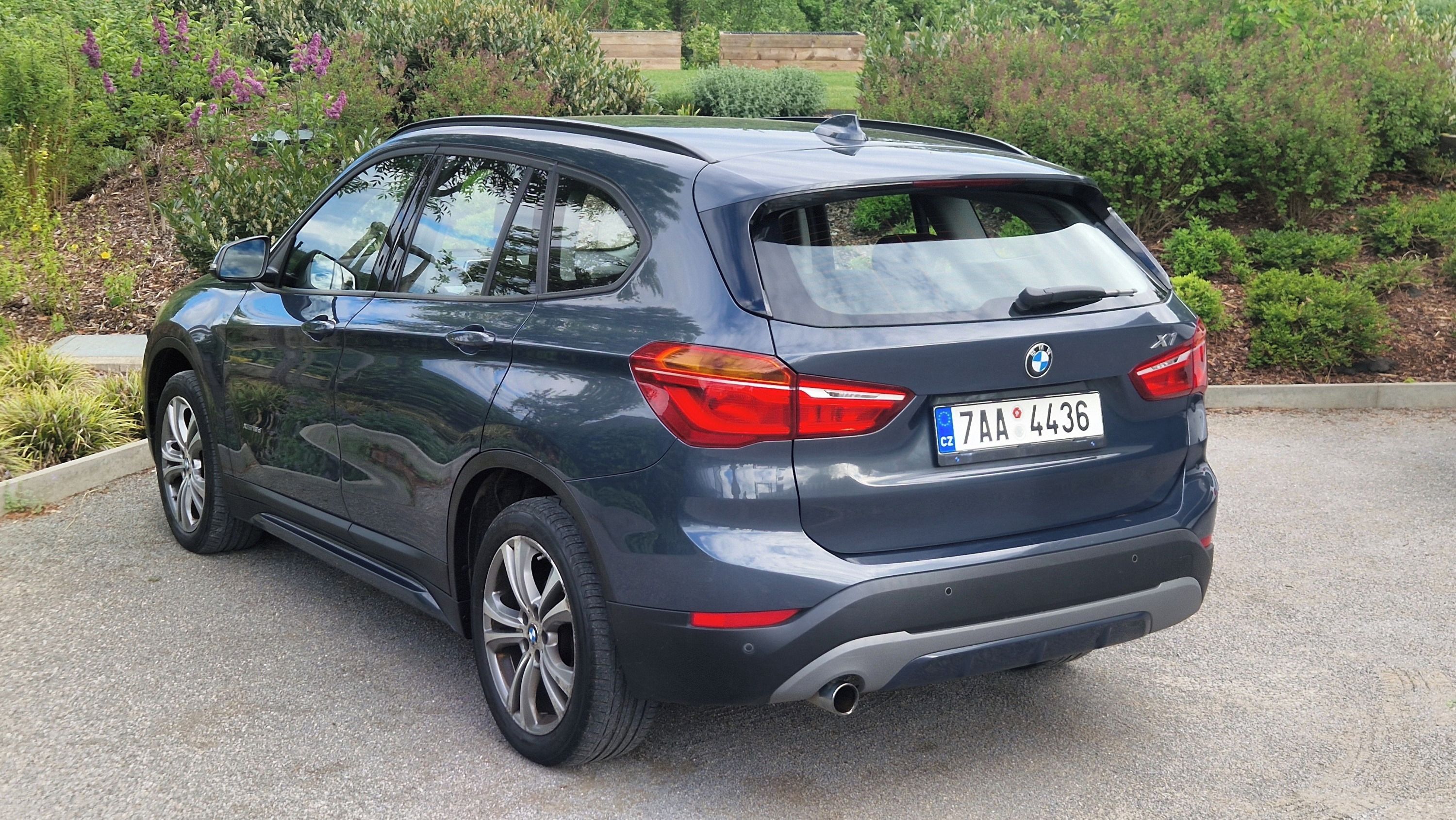 BMW X1, Xdrive-AUT-1.MAJ./ČR-JEN 82TKM - fotka 4