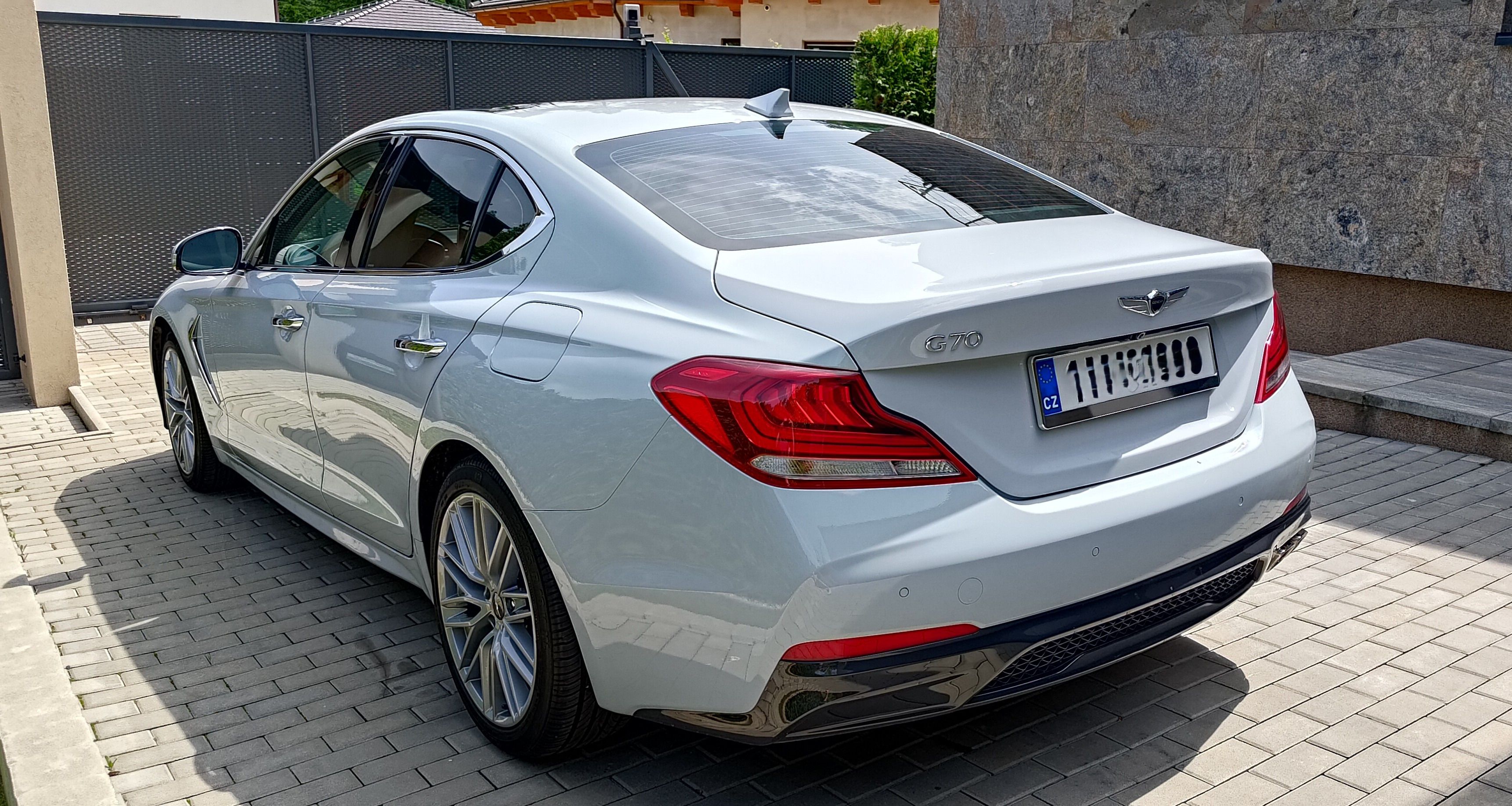 Genesis G70, 2.0T AWD - fotka 6