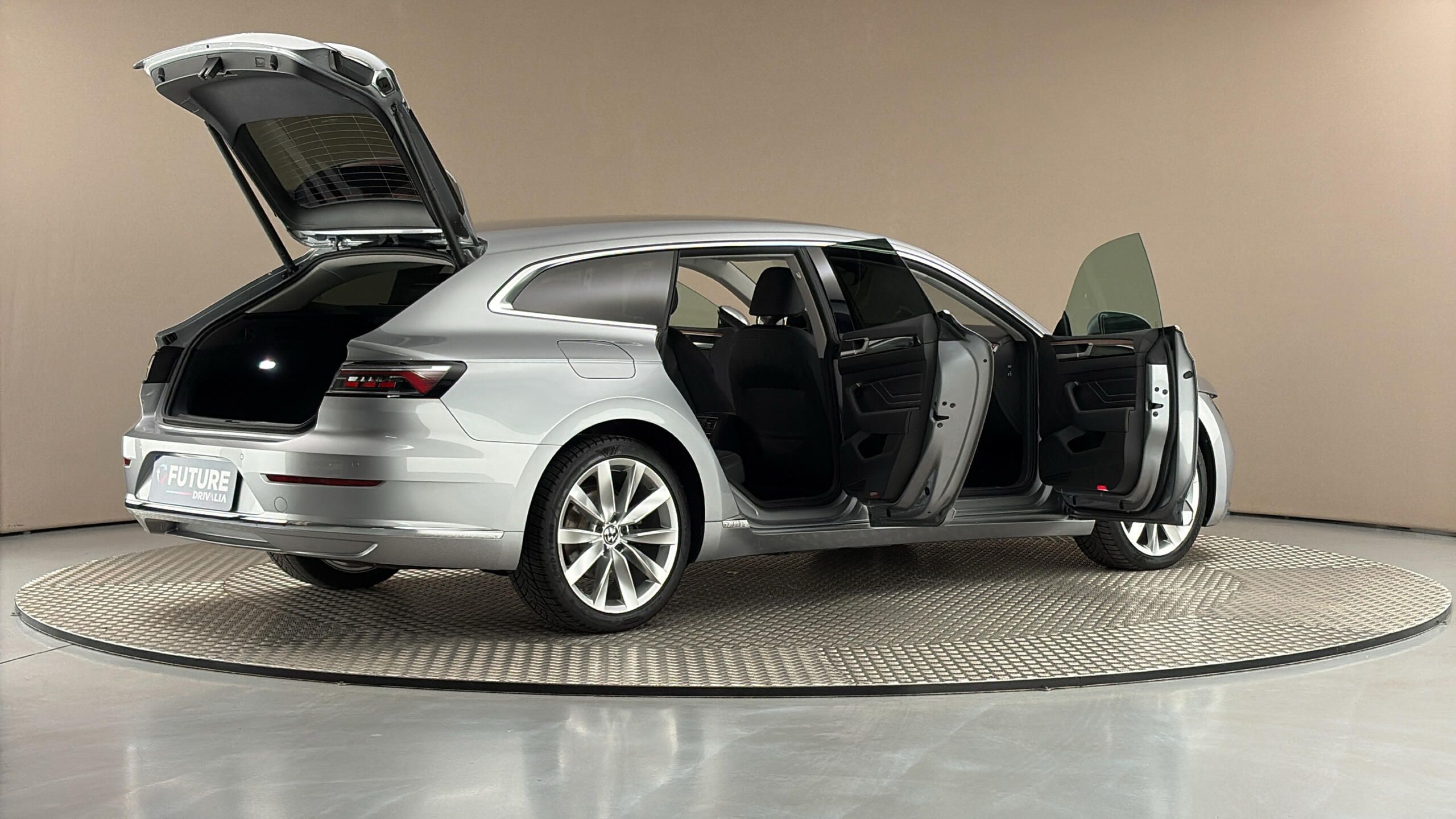 Volkswagen Arteon, 2.0 TDI DSG Elegance Shooting - fotka 6