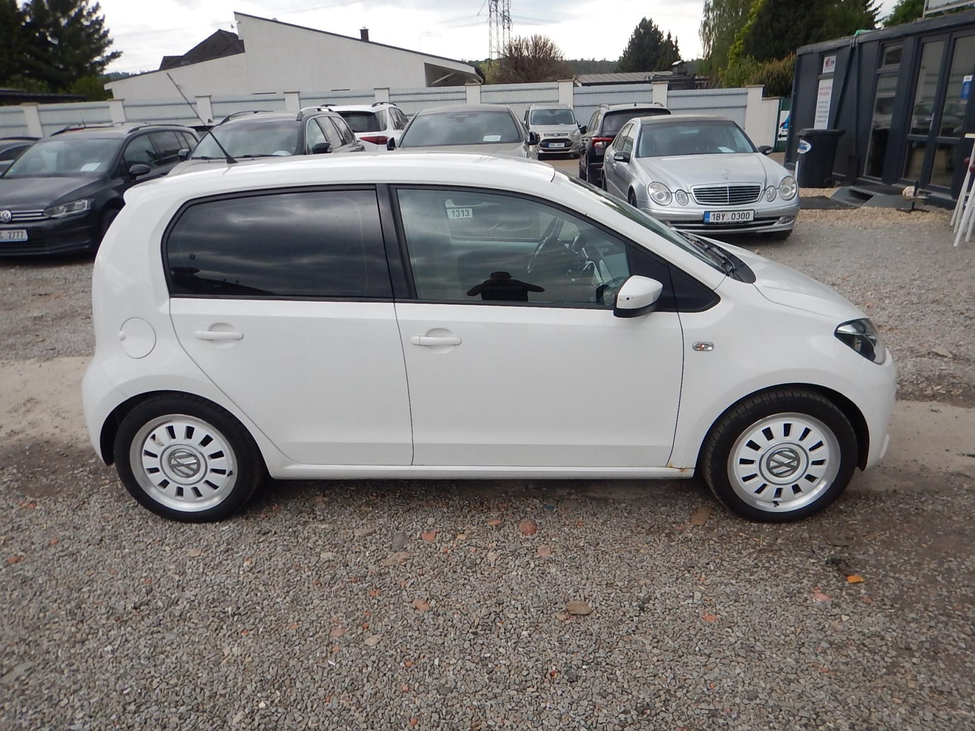 Volkswagen Up!, 1.0i, CNG, KLIMA - fotka 5